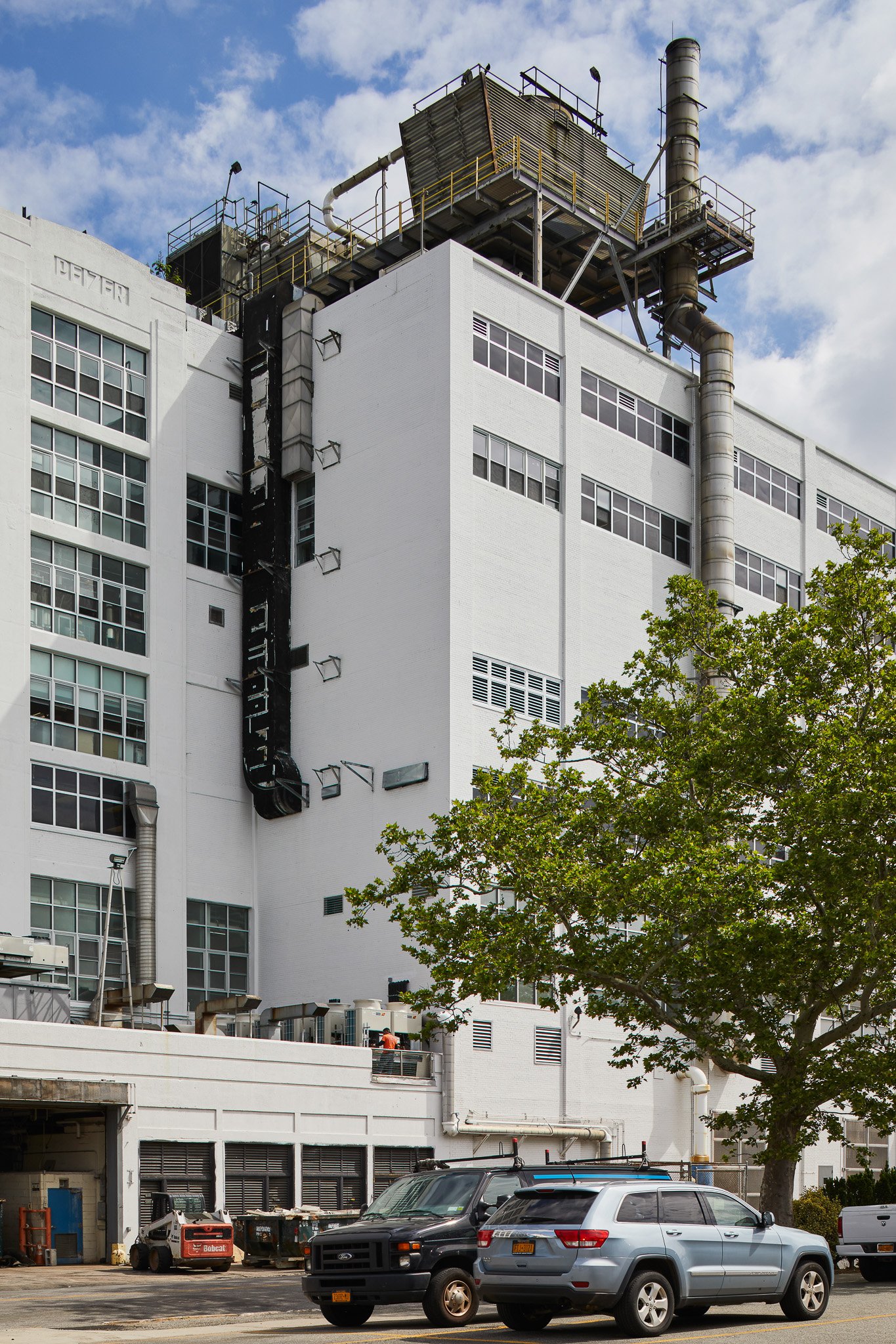 04_MIKIKO KIKUYAMA_630 Flushing_Exterior Facade_BROMLEY CALDARI ARCHITECTS.jpg
