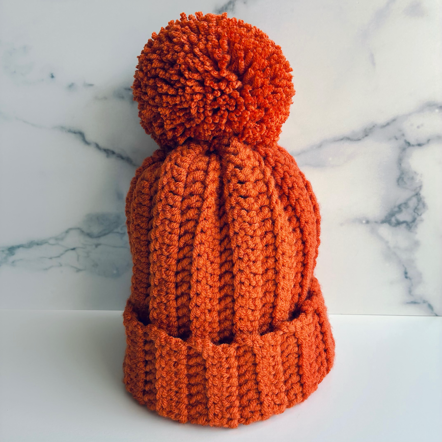CitrinePomPomHat.png