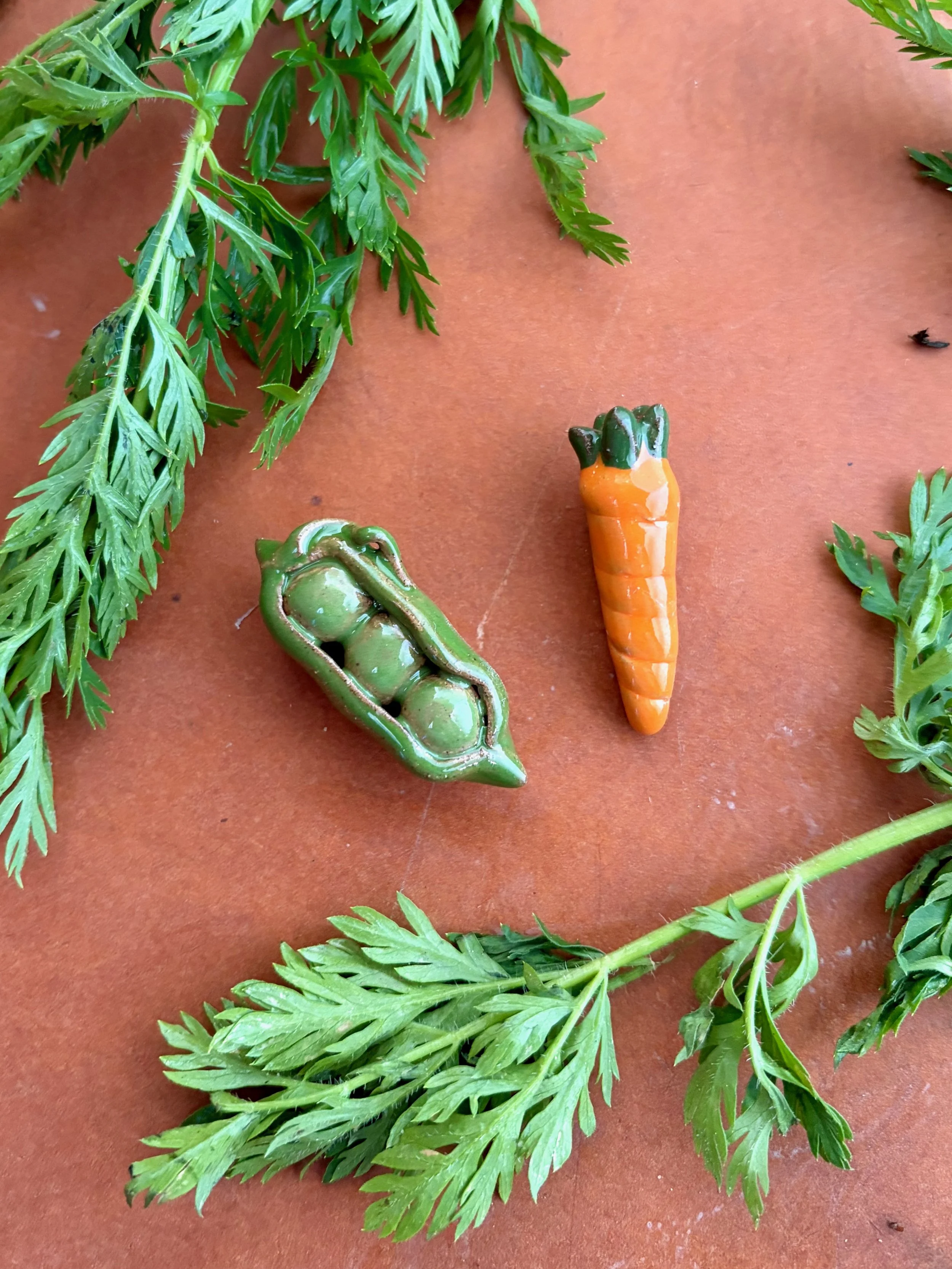 peas_and_carrots_magnets_simple.jpeg