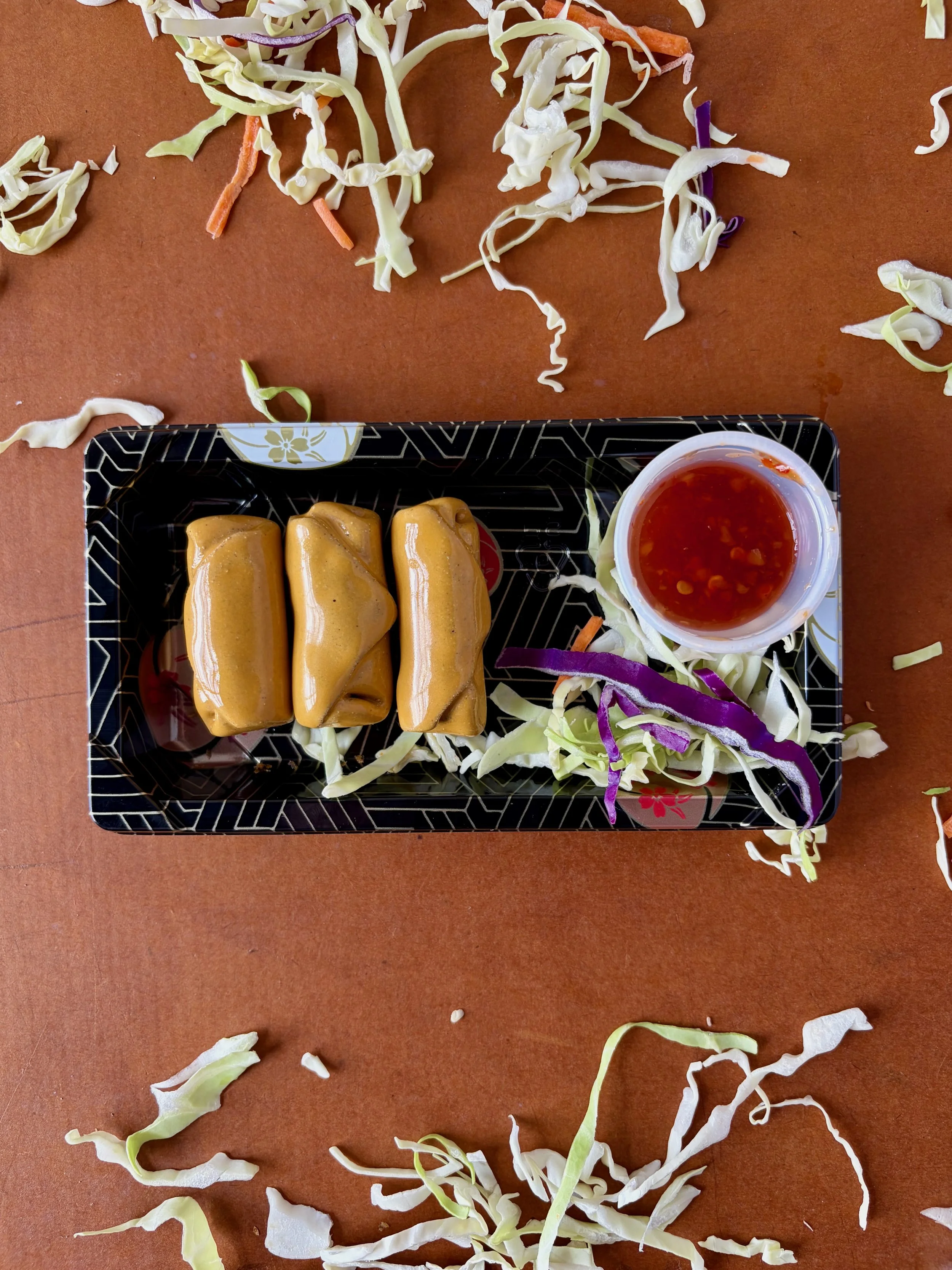 spring_roll_trio_in_tray.jpeg