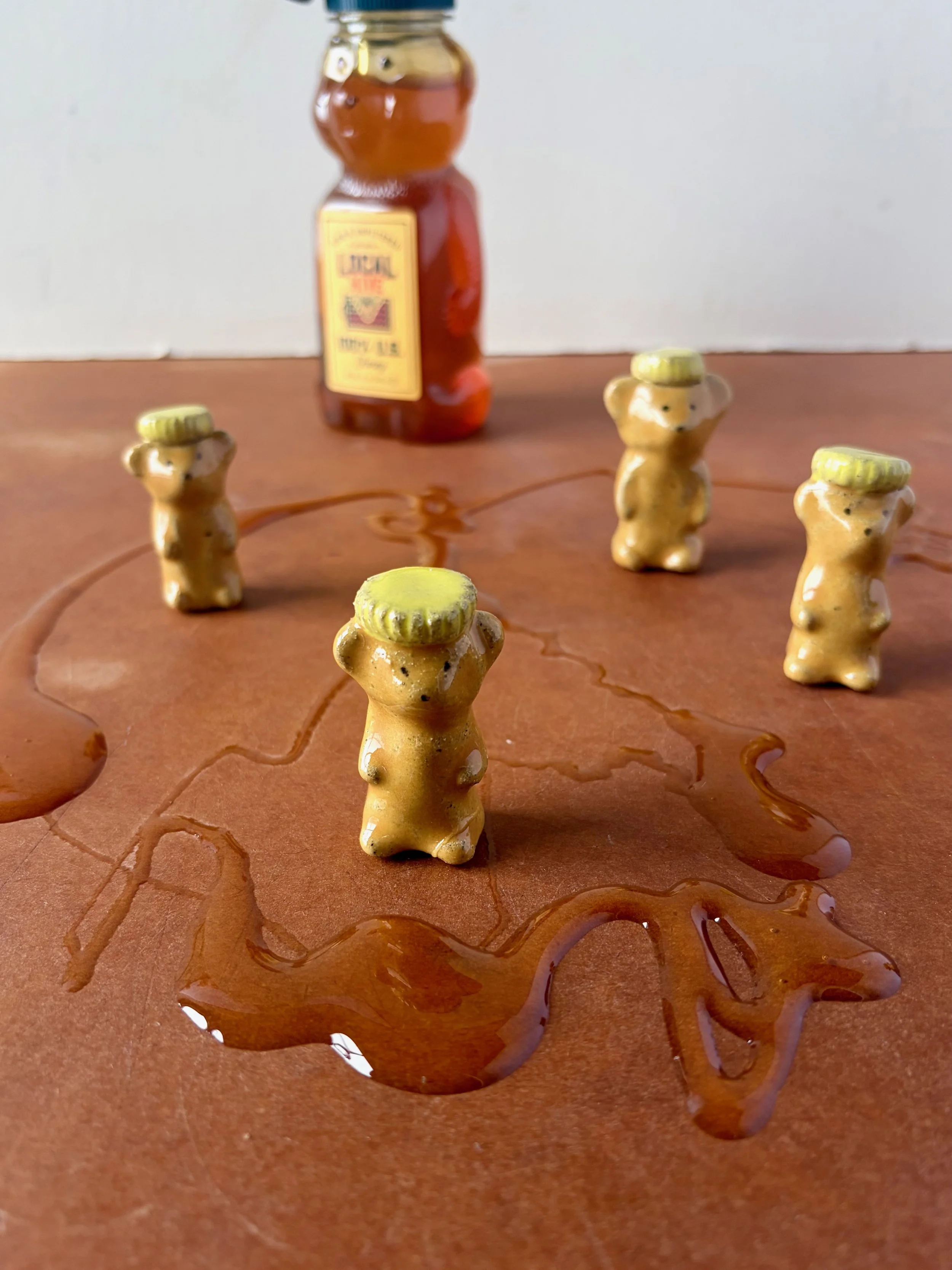 honey_bear_magnet_drizzle.jpeg