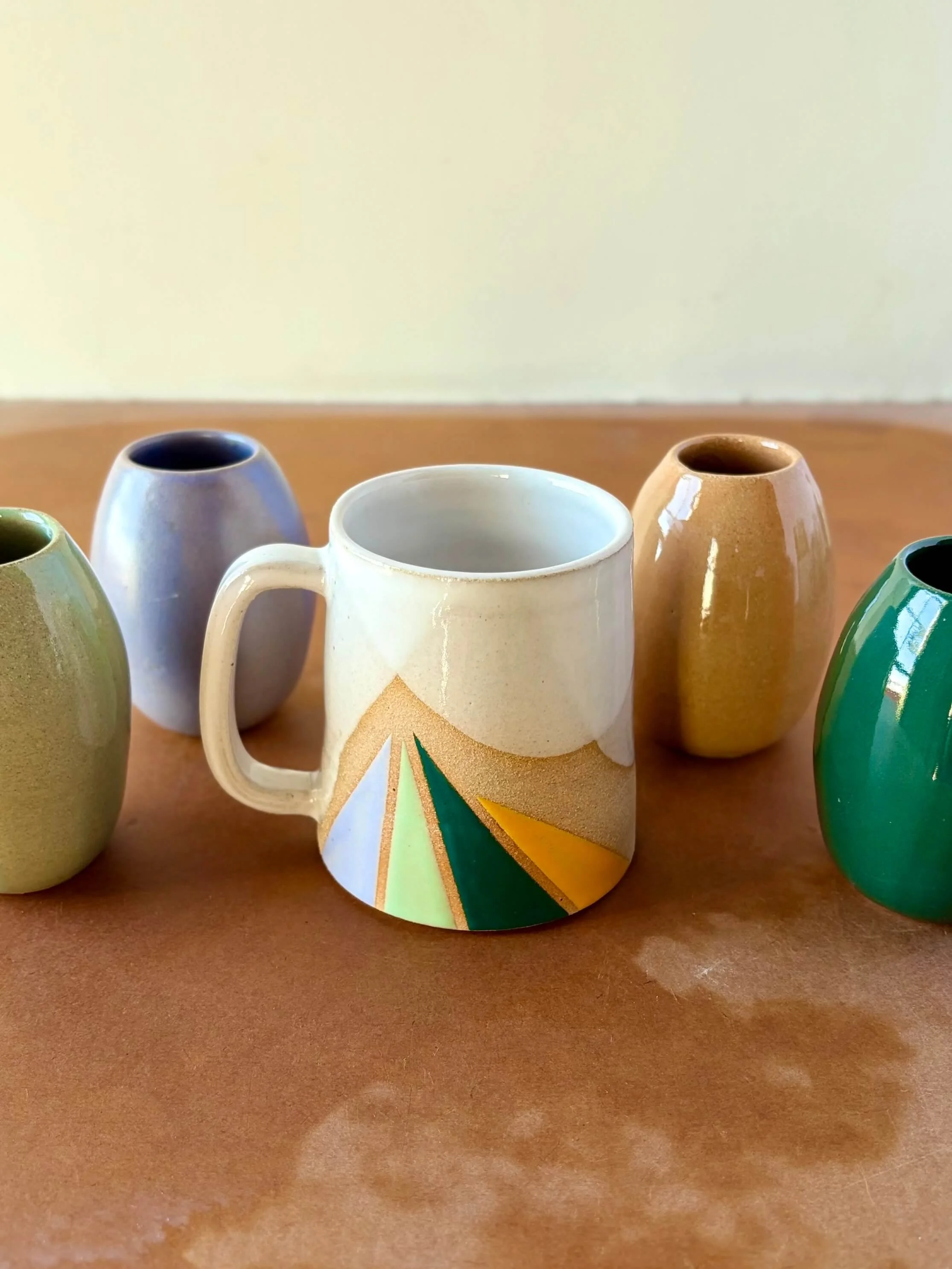 spring2026_triangles_mug_solid_vases.jpeg