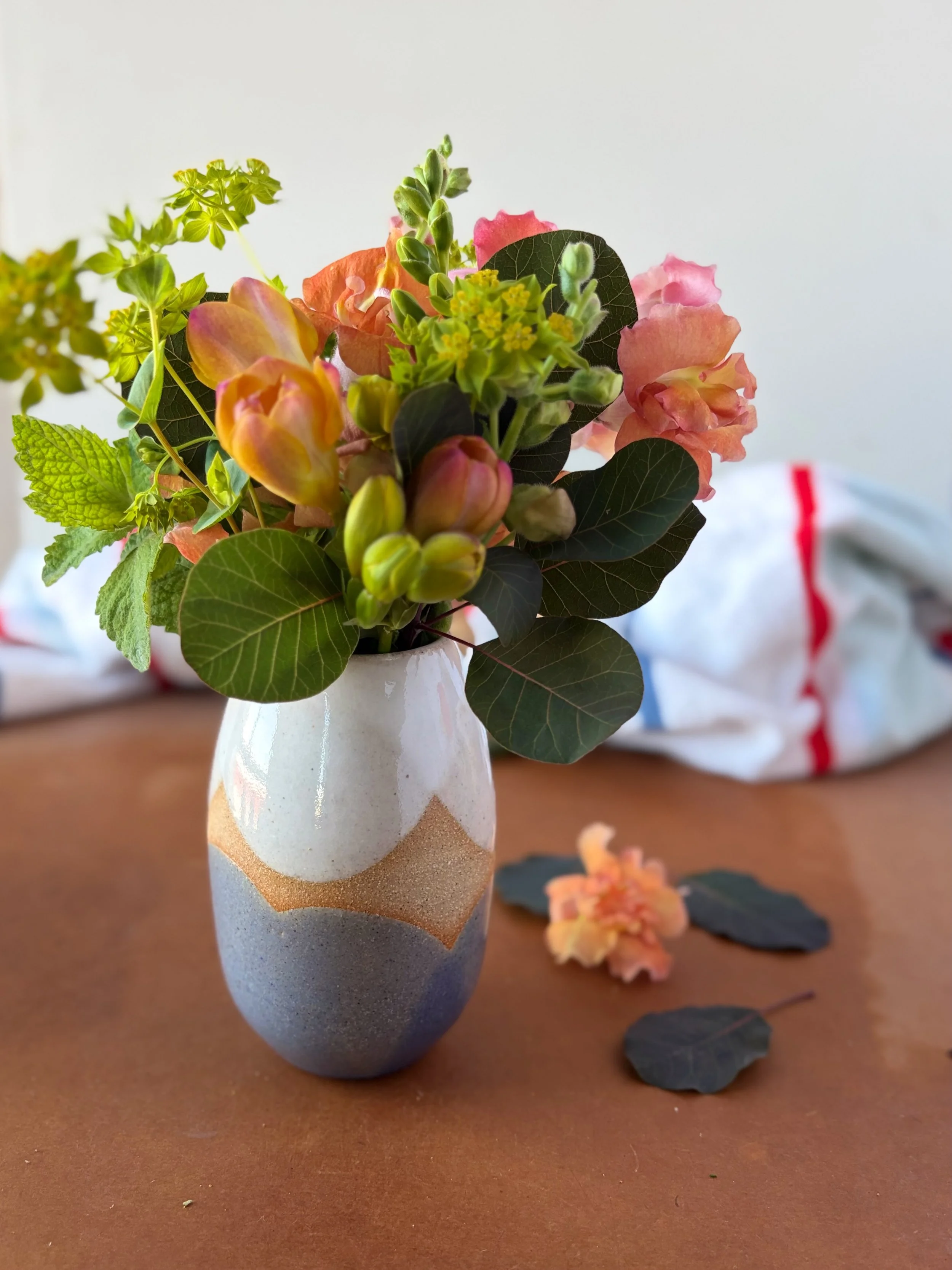 blueridge_horizon_budvase_Styled.jpeg