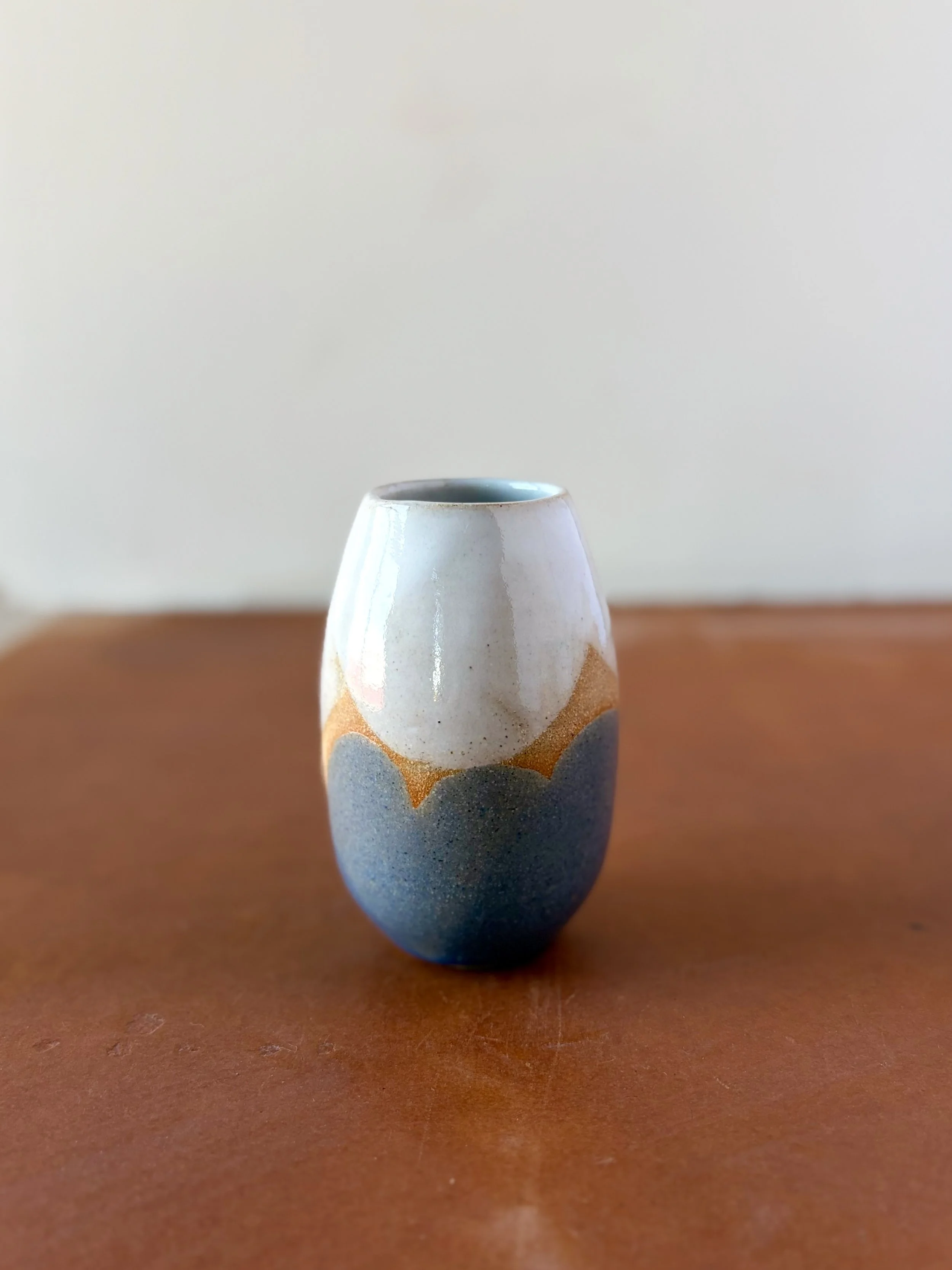 blue_ridge_horizon_budvase.jpeg