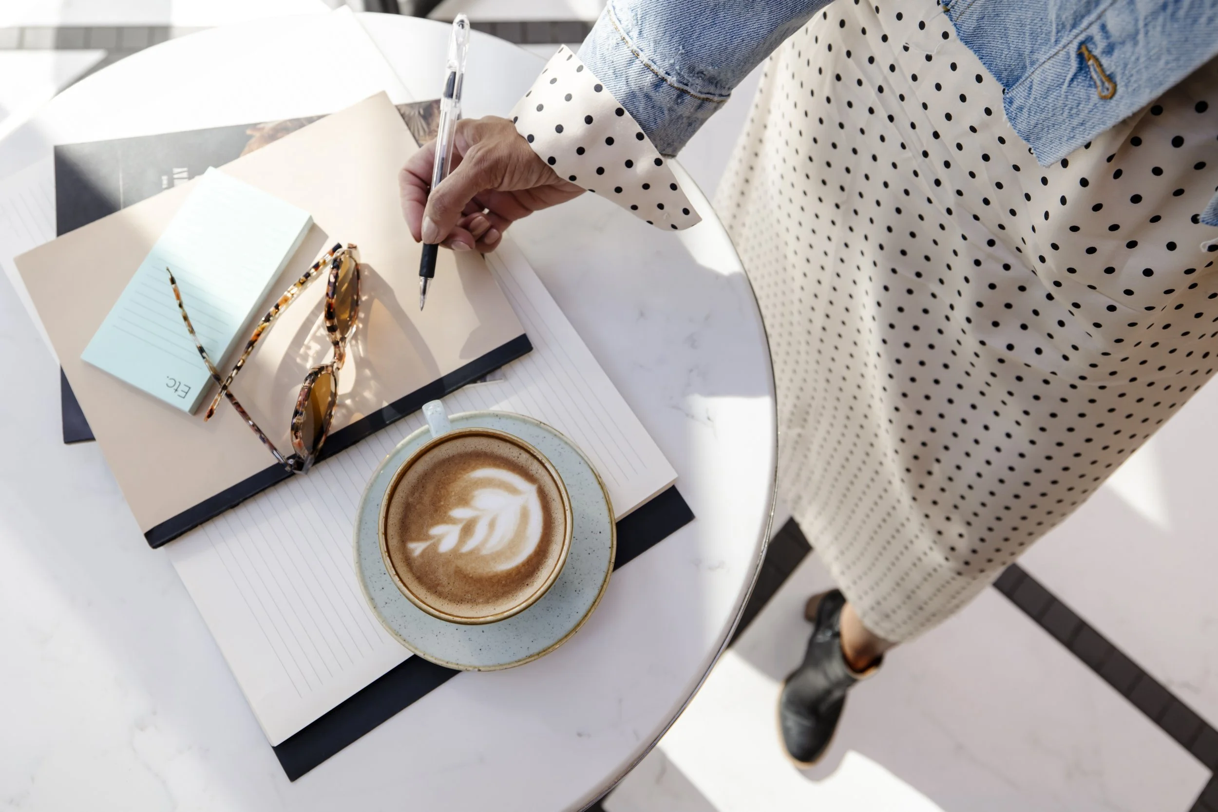 How & Why Interior Designer Rates Differ