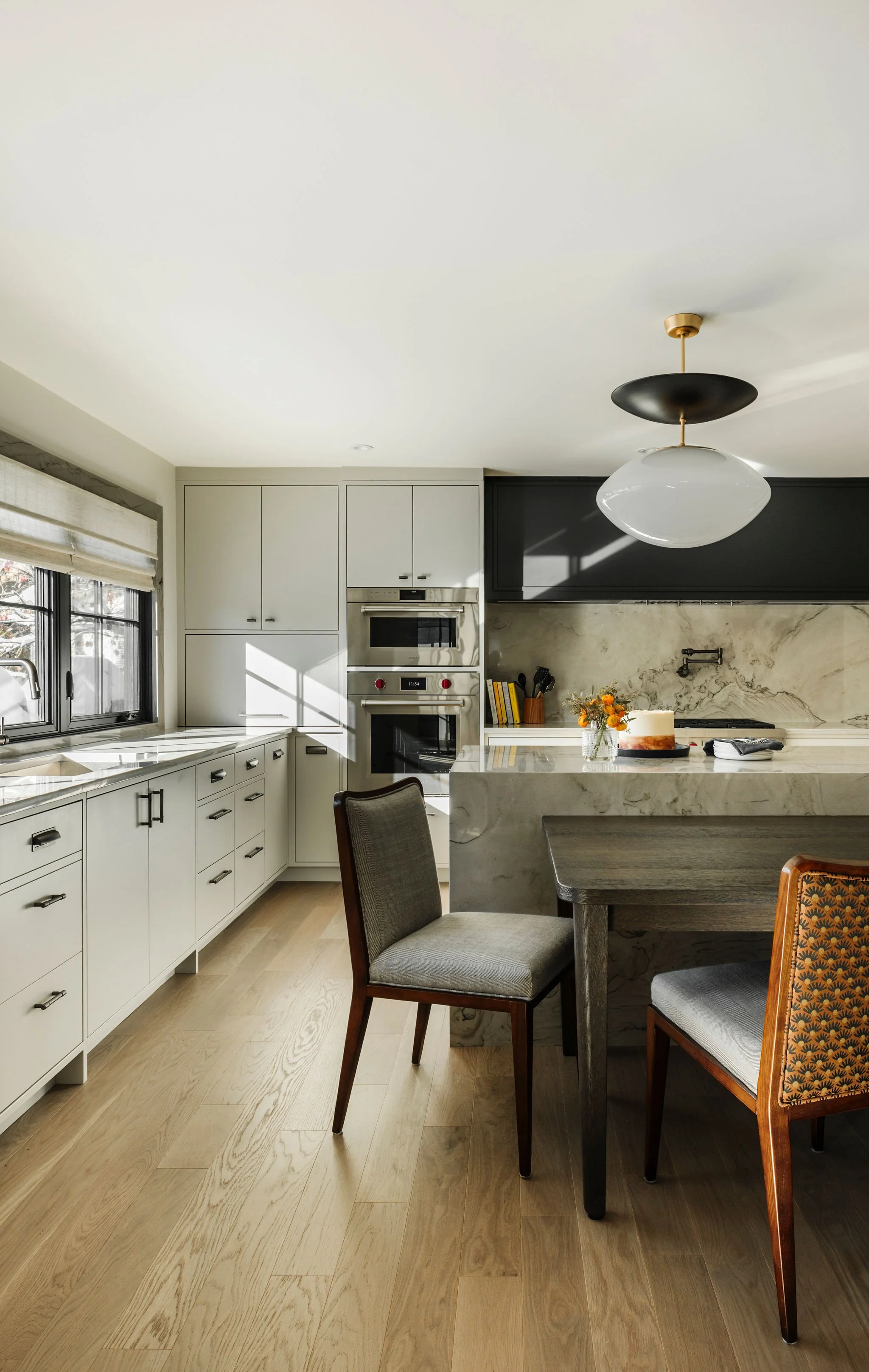  Contemporary Kitchen Interior Design, Scarboro Bungalow, Calgary Interior Designer Nyla Free Designs, Michelle Johnson Photography. 