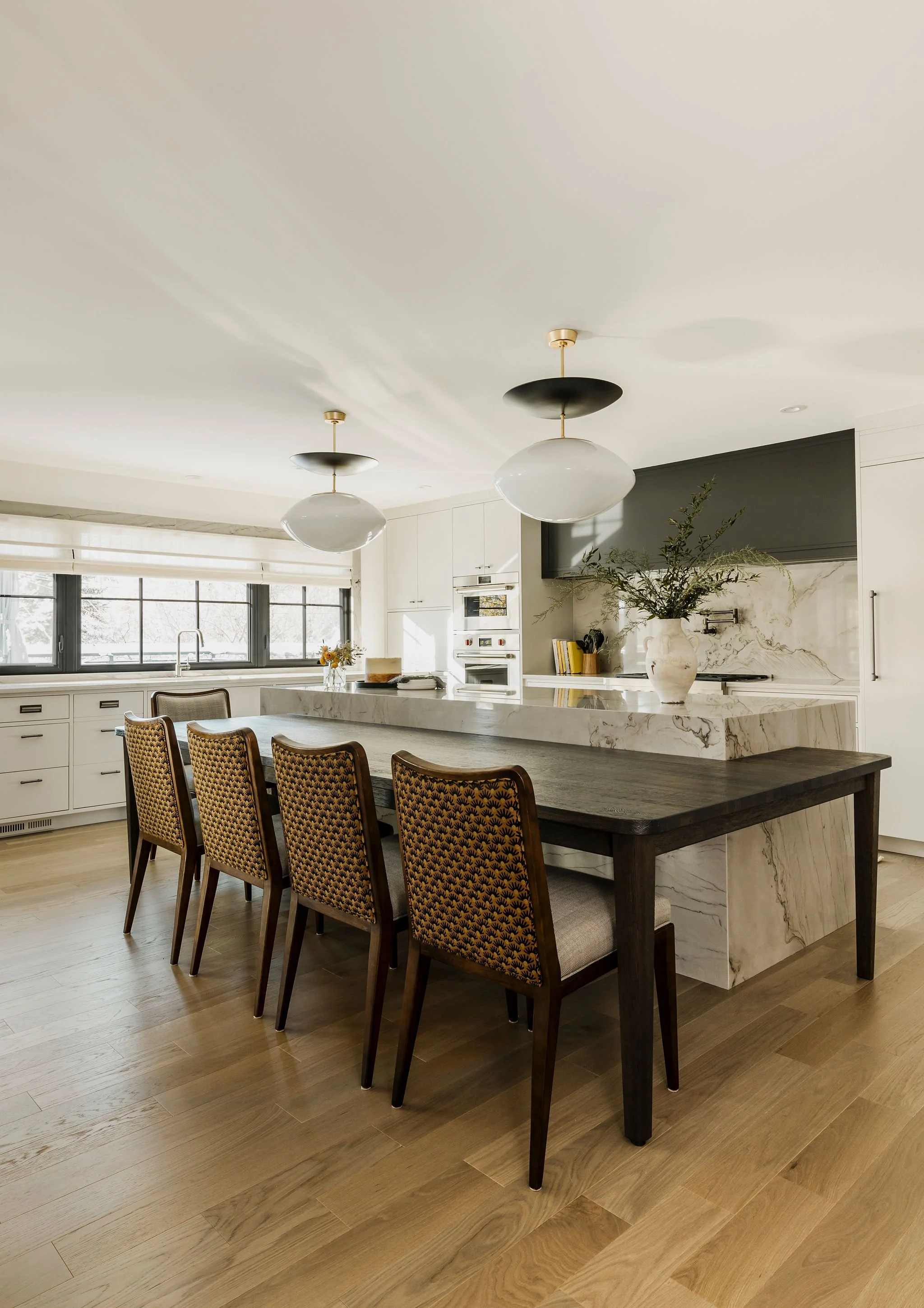  Contemporary Kitchen Interior Design, Scarboro Bungalow, Calgary Interior Designer Nyla Free Designs, Michelle Johnson Photography. 