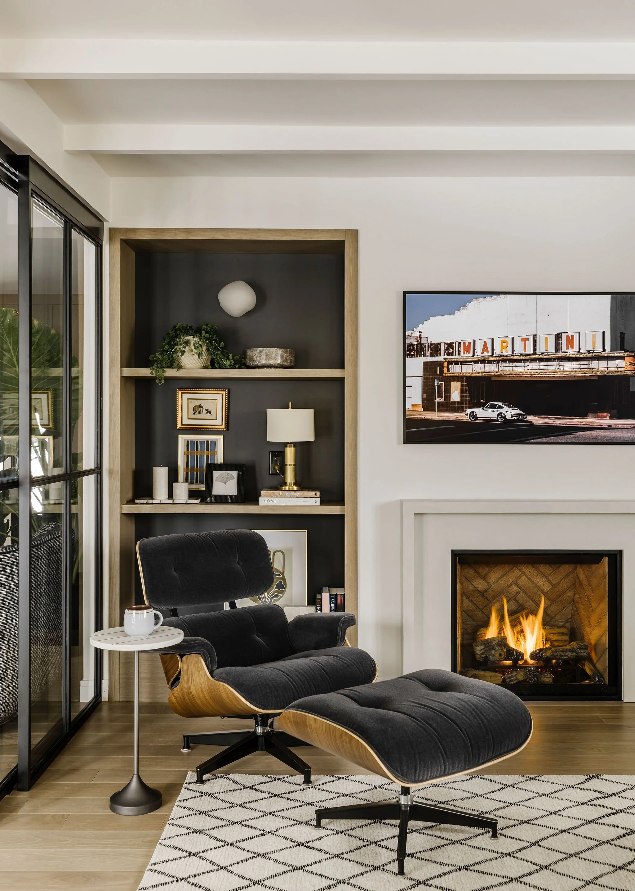  Contemporary Living Room Interior Design, Scarboro Bungalow, Calgary Interior Designer Nyla Free Designs, Michelle Johnson Photography. 