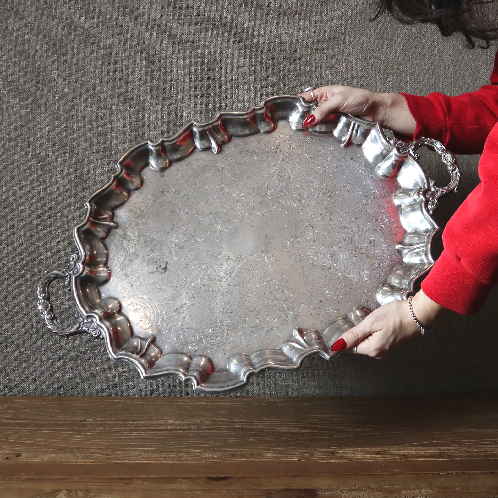 Victoria Antique Tray Collection