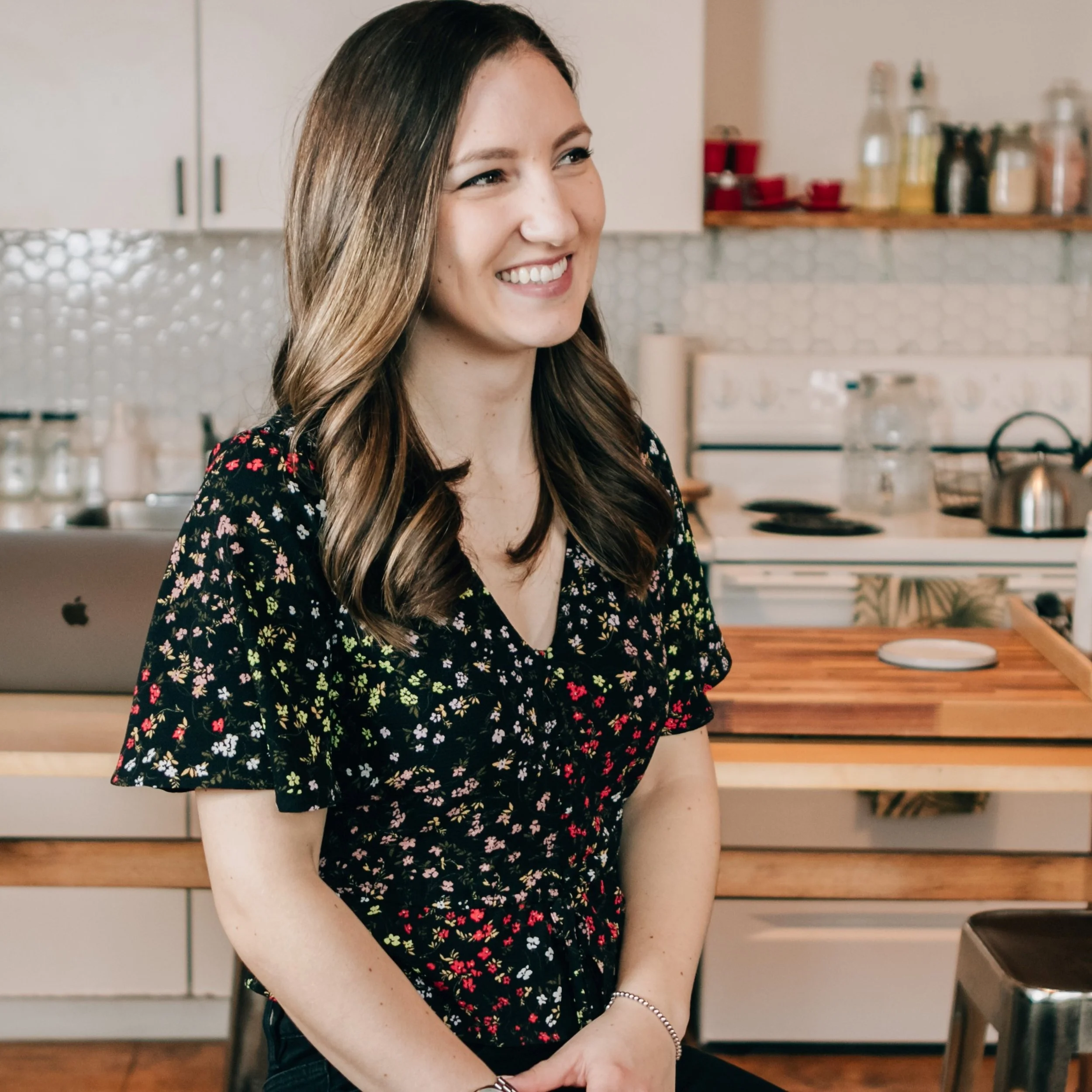 I have consistently met and exceeded my 9-5 income within just 3 months of working with her. 