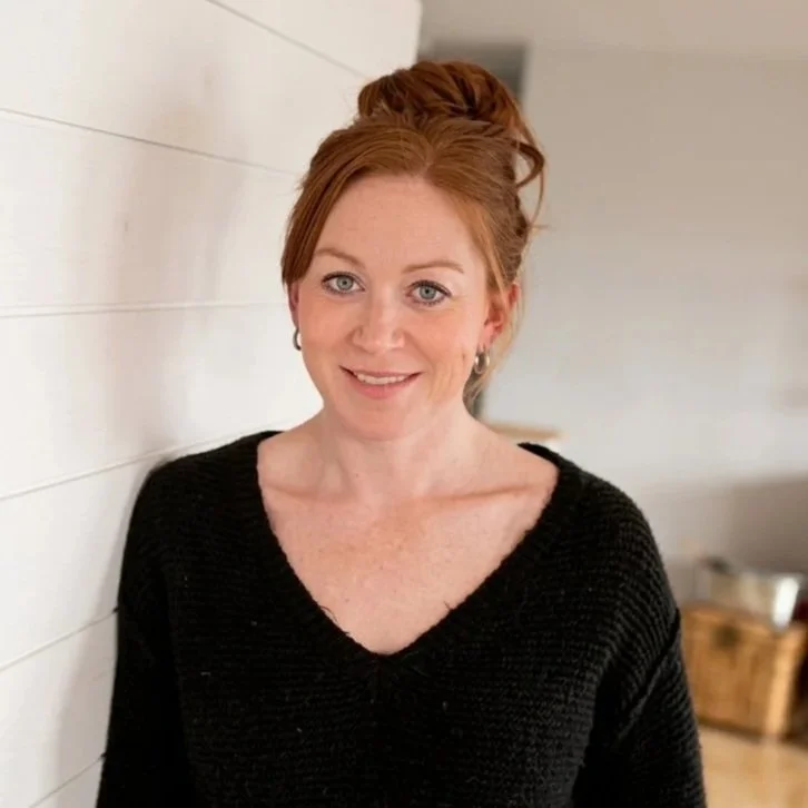 Get To Know Ashton Calnan, CEO and Founder of Right Fit Inc. | Canadian Business Owner Spotlights by Kelsey Reidl, Marketing Consultant.