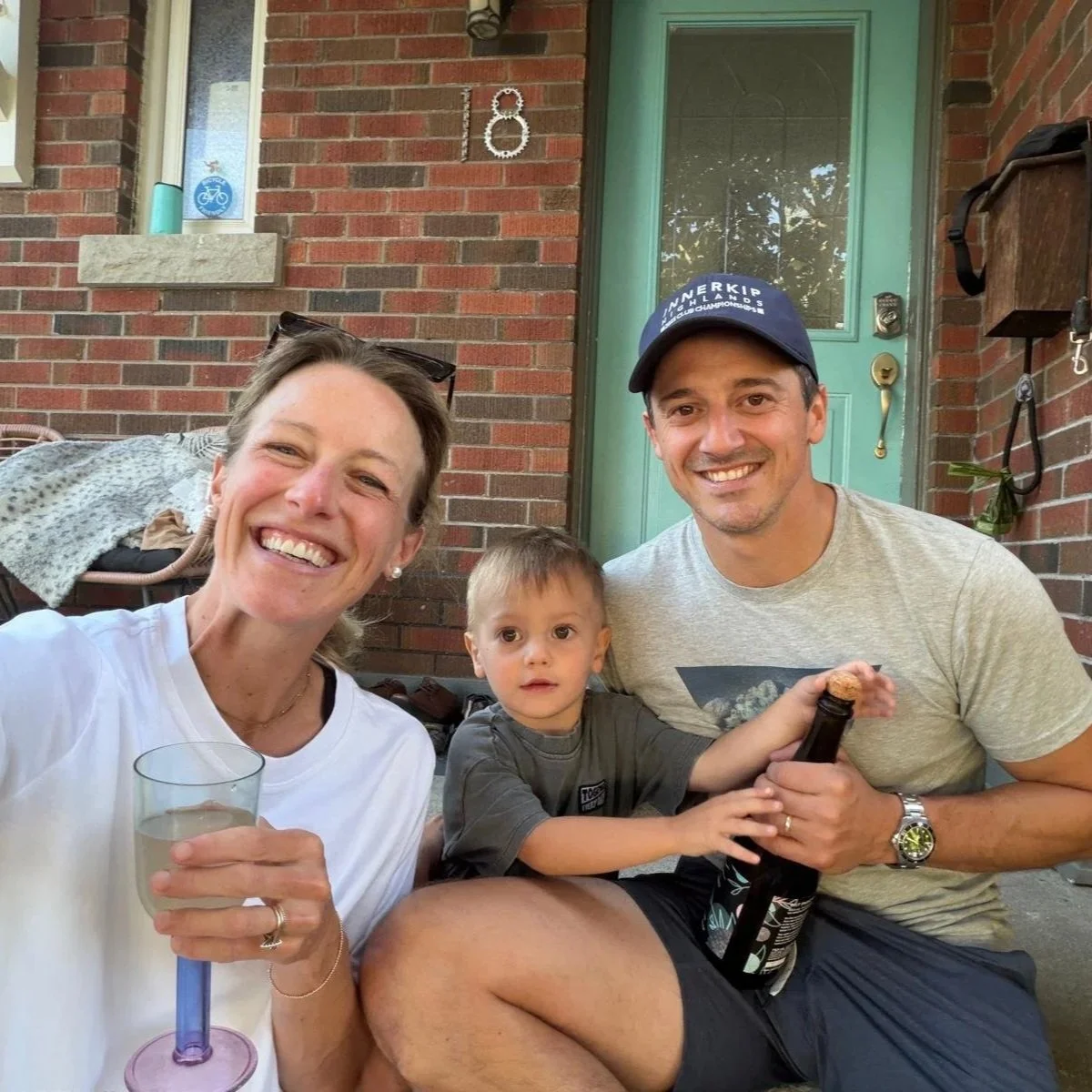 422 We Are Moving: Buying and Selling a Home While Nine Months Pregnant