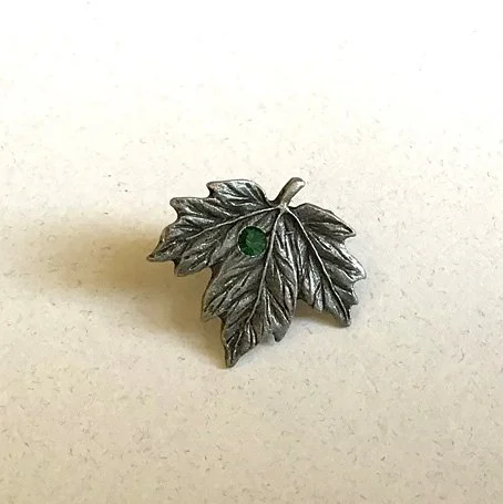 maple leaf.jpg