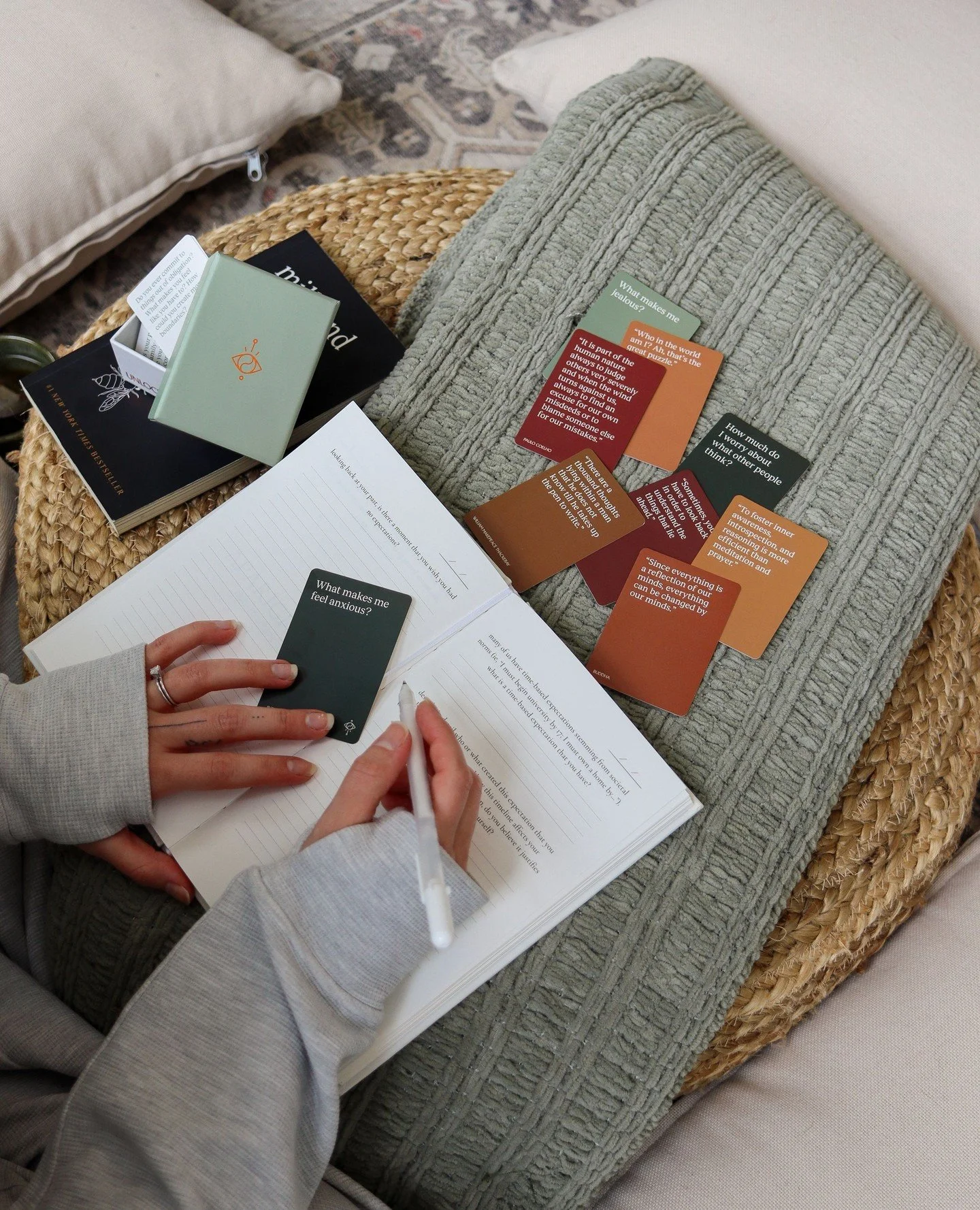 Words to describe the plans for this client shoot: cozy, real, and just a little bit aspirational 🤍 we showcased a lululemon lounge set (custom branded with a logo we created for our client!) in a way that didn't look overly staged or like obvious s