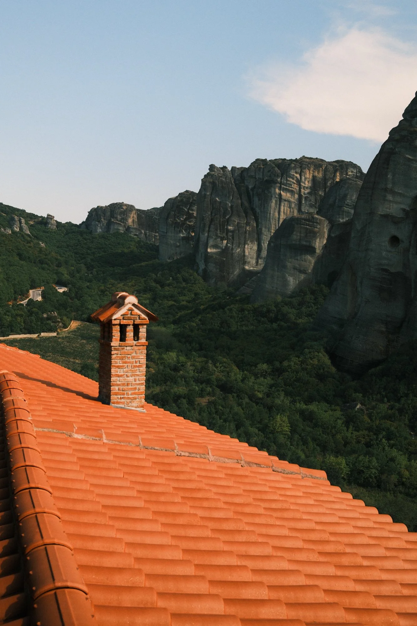 UB25_Greece_Meteora-Fuji_500.jpg