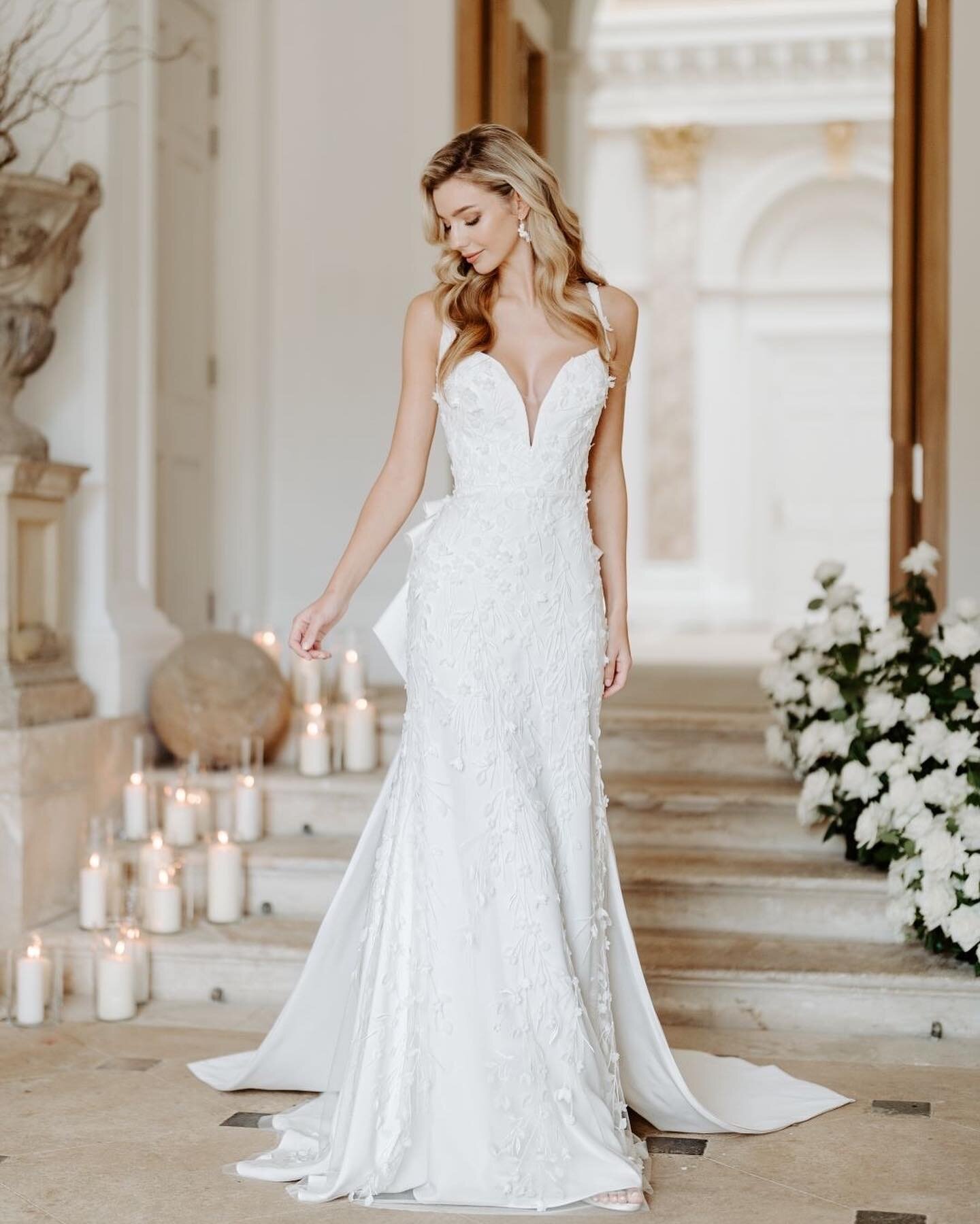 Suzanne Neville 2023 Collection Pellicano gown and train now available  for purchase! 

Enquire now at the link in bio 🤍

#suzanneneville