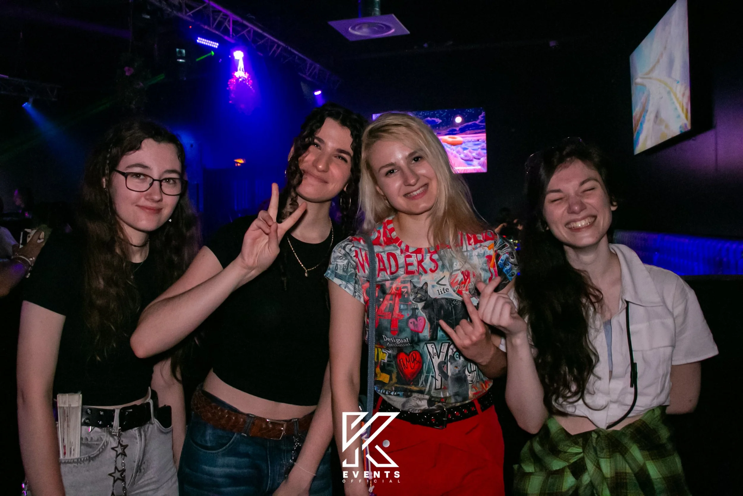 N-17.jpg