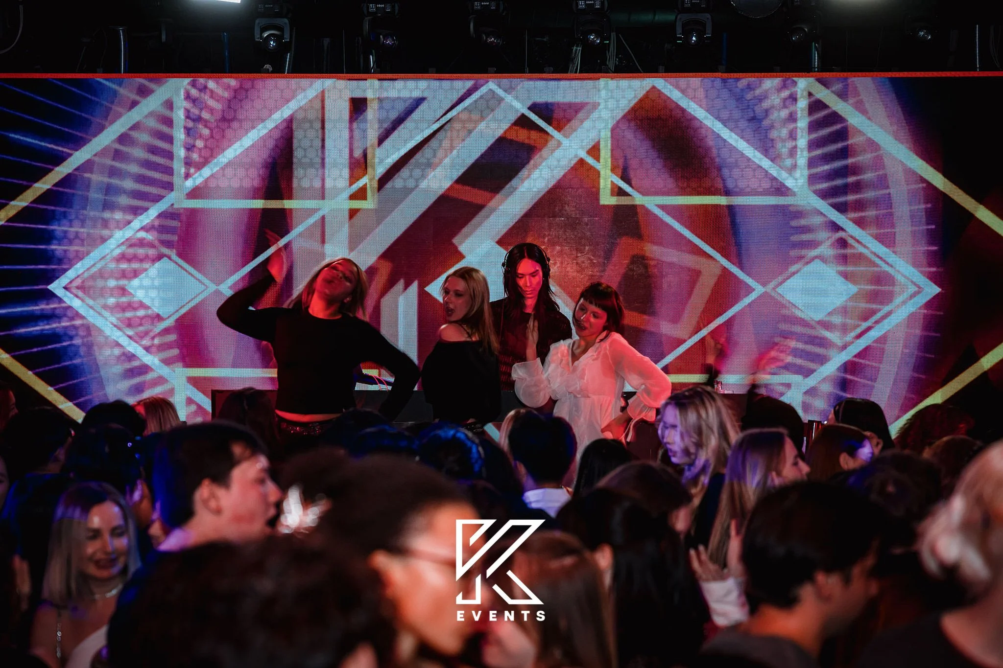 198 - 0199-kreativmedia.jpg