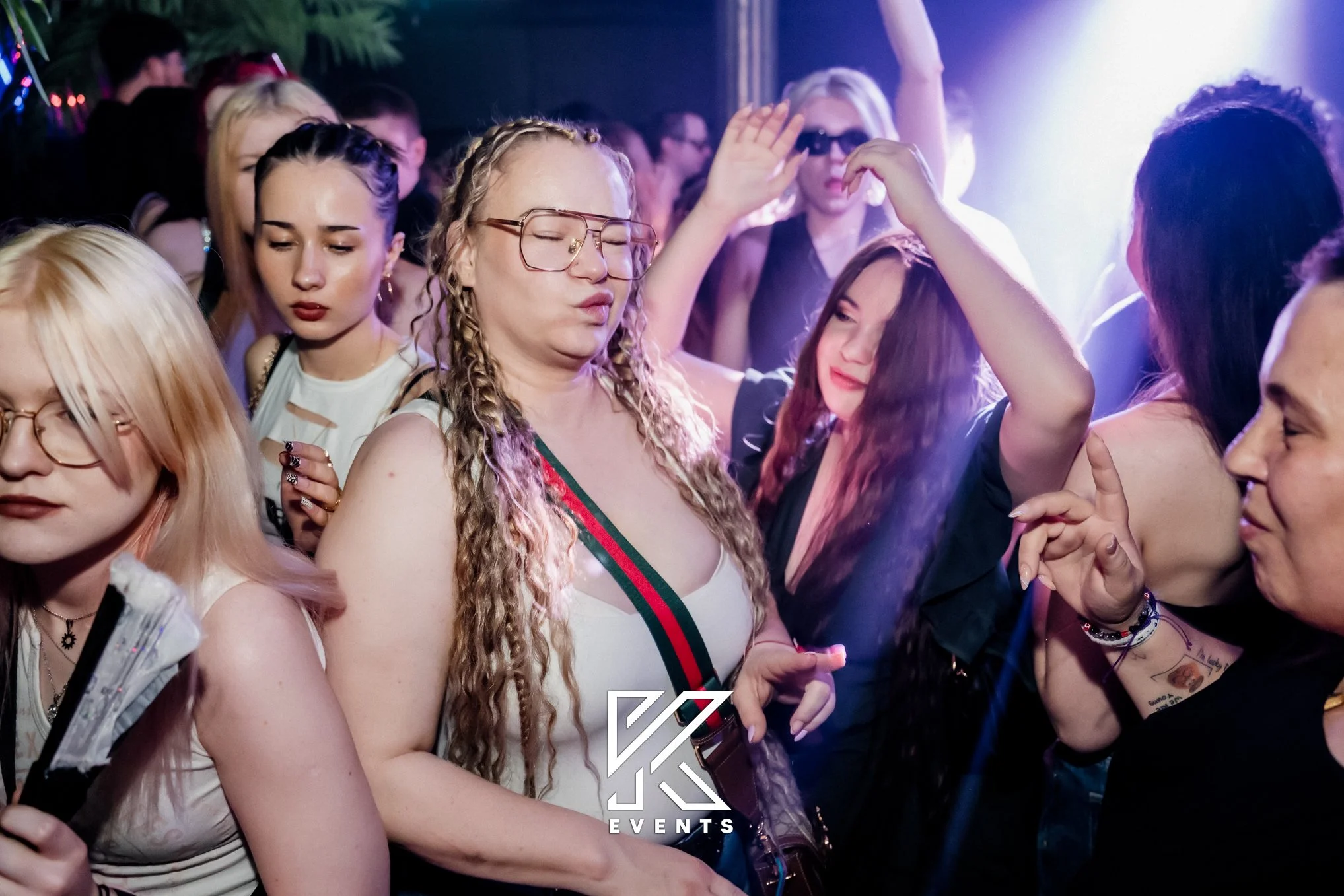SZA04382.jpg