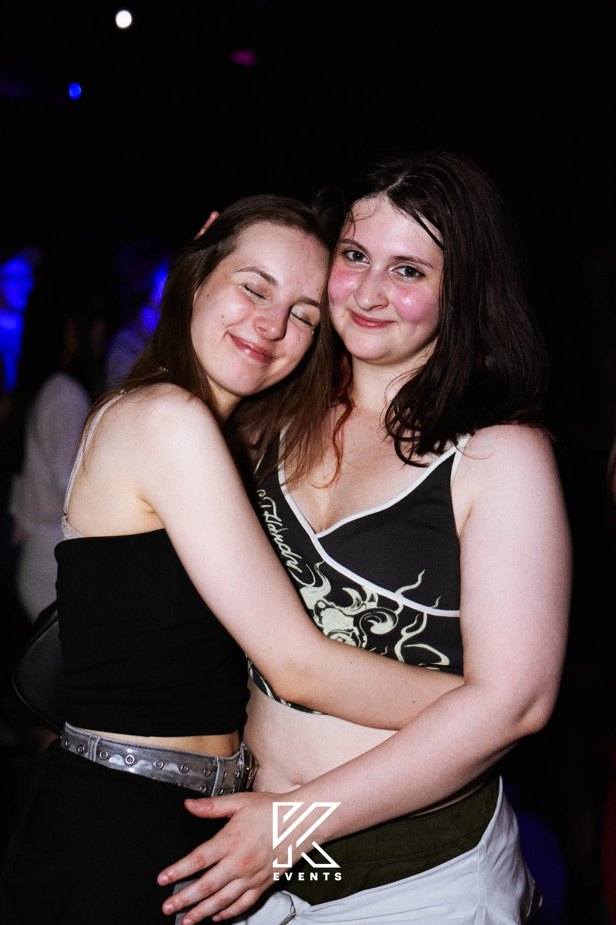 Shin Jeong Hoon @sh1nfoto (2).jpg