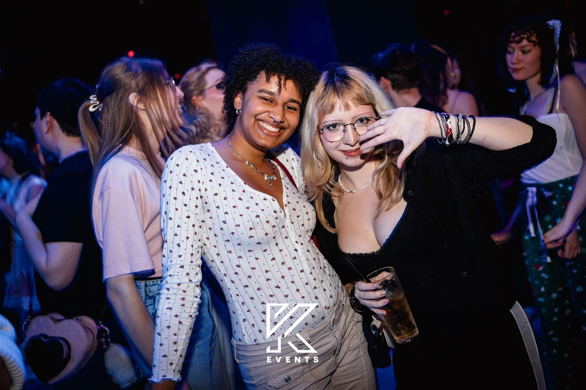 155 - 0156-kreativmedia.jpg