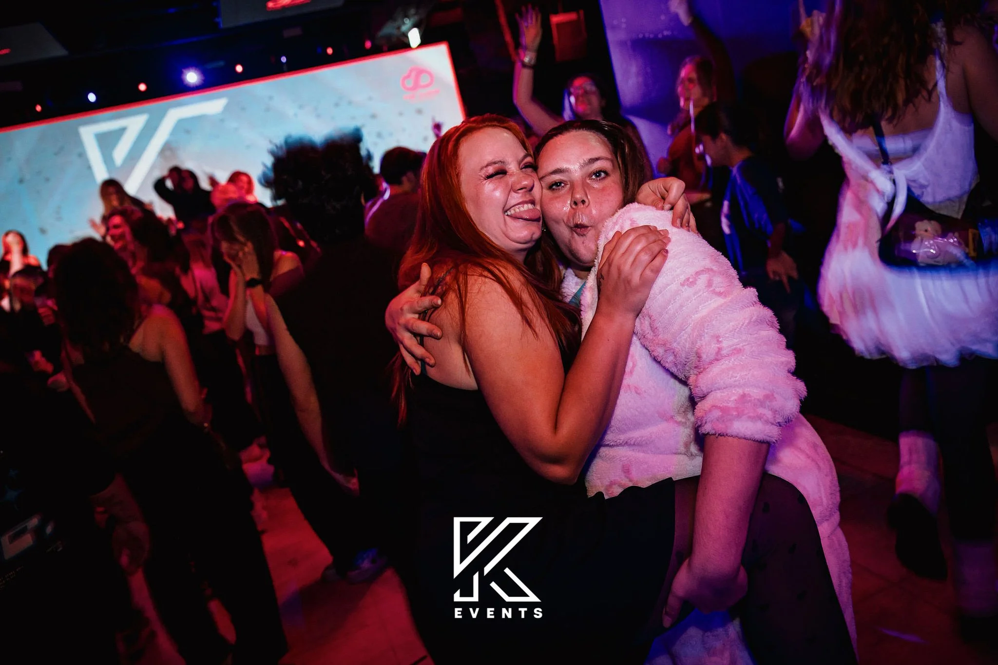 232 - 0233-kreativmedia.jpg