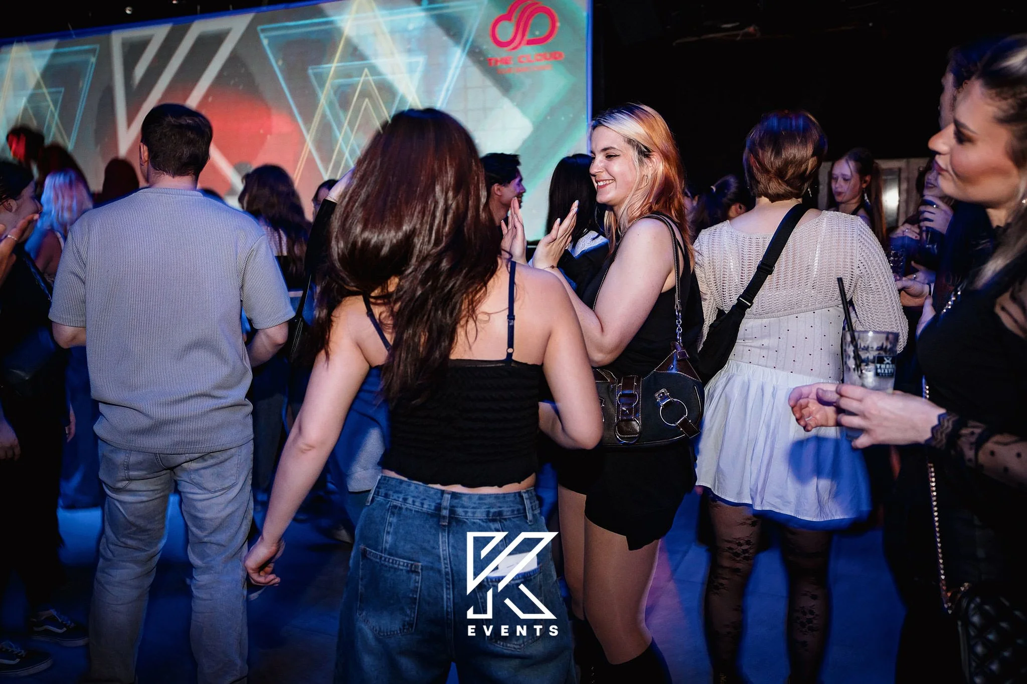 204 - 0205-kreativmedia.jpg