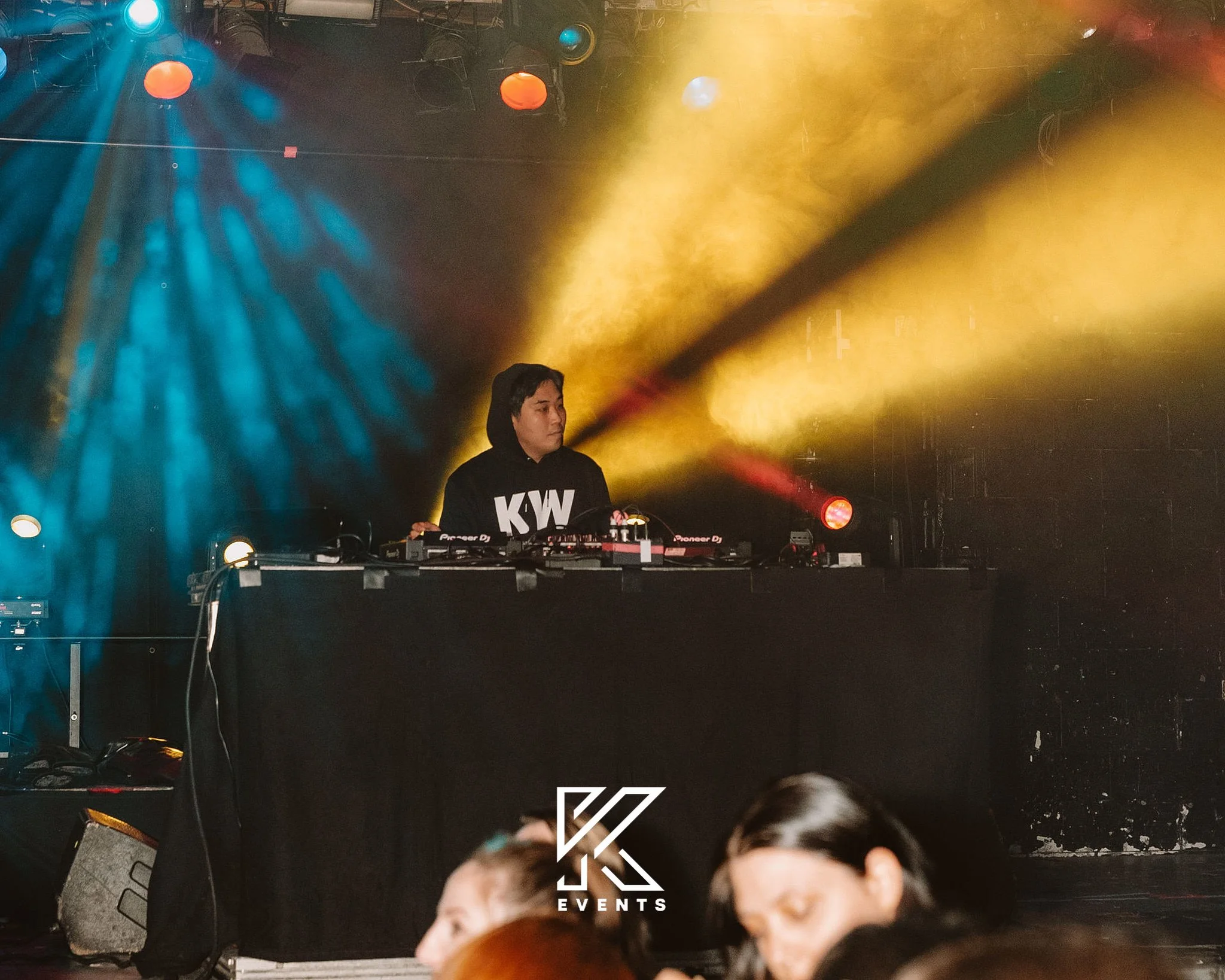 1 - kevent28-11-1.jpg