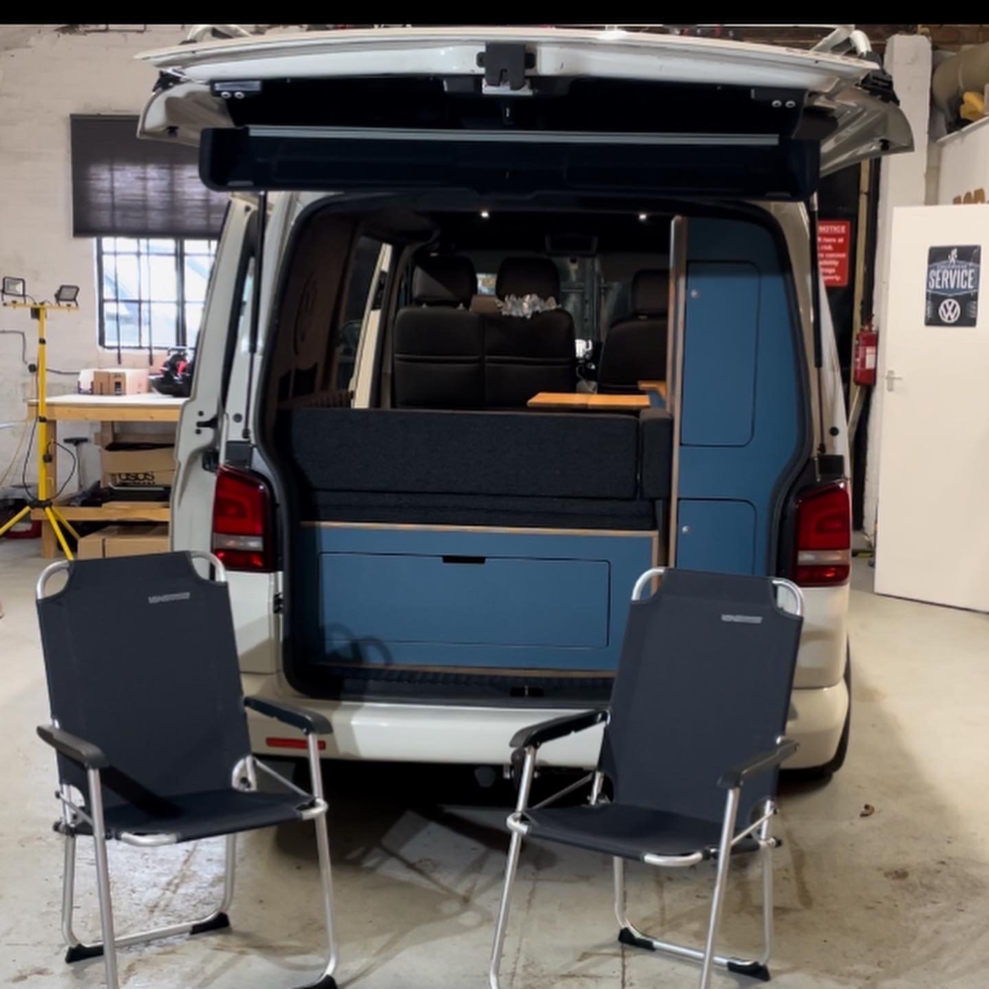 T5-T6 Chair pod
