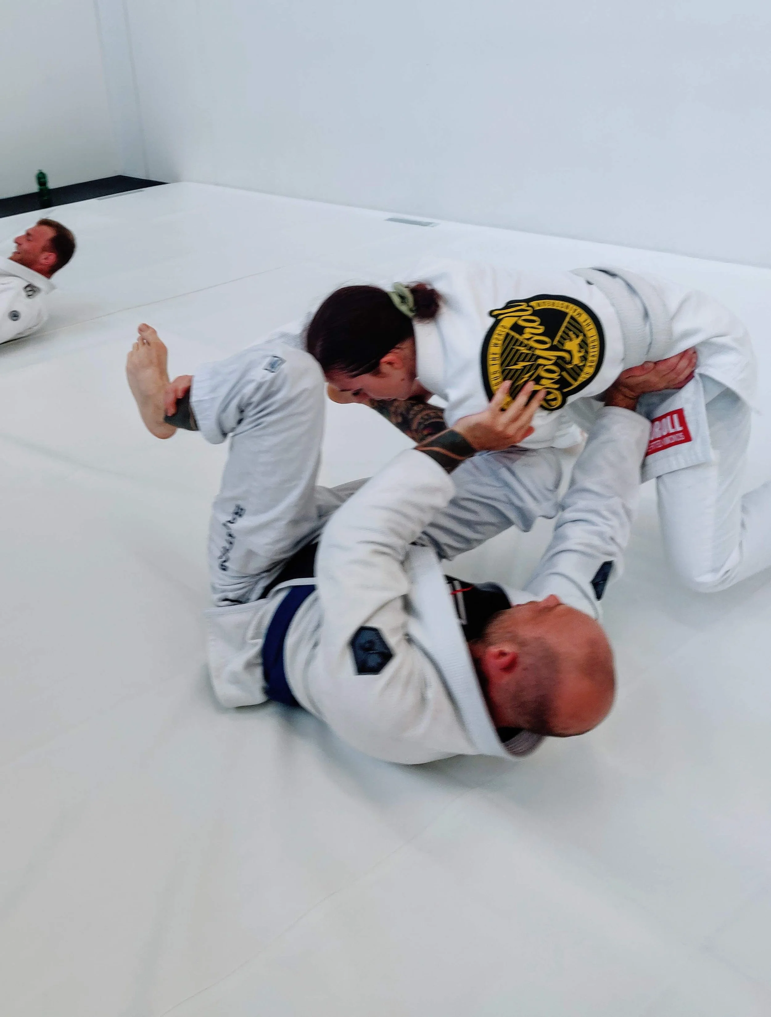 Warum sich Fortschritt im Jiu-Jitsu manchmal wie Stillstand anfühlt 🥋🧠