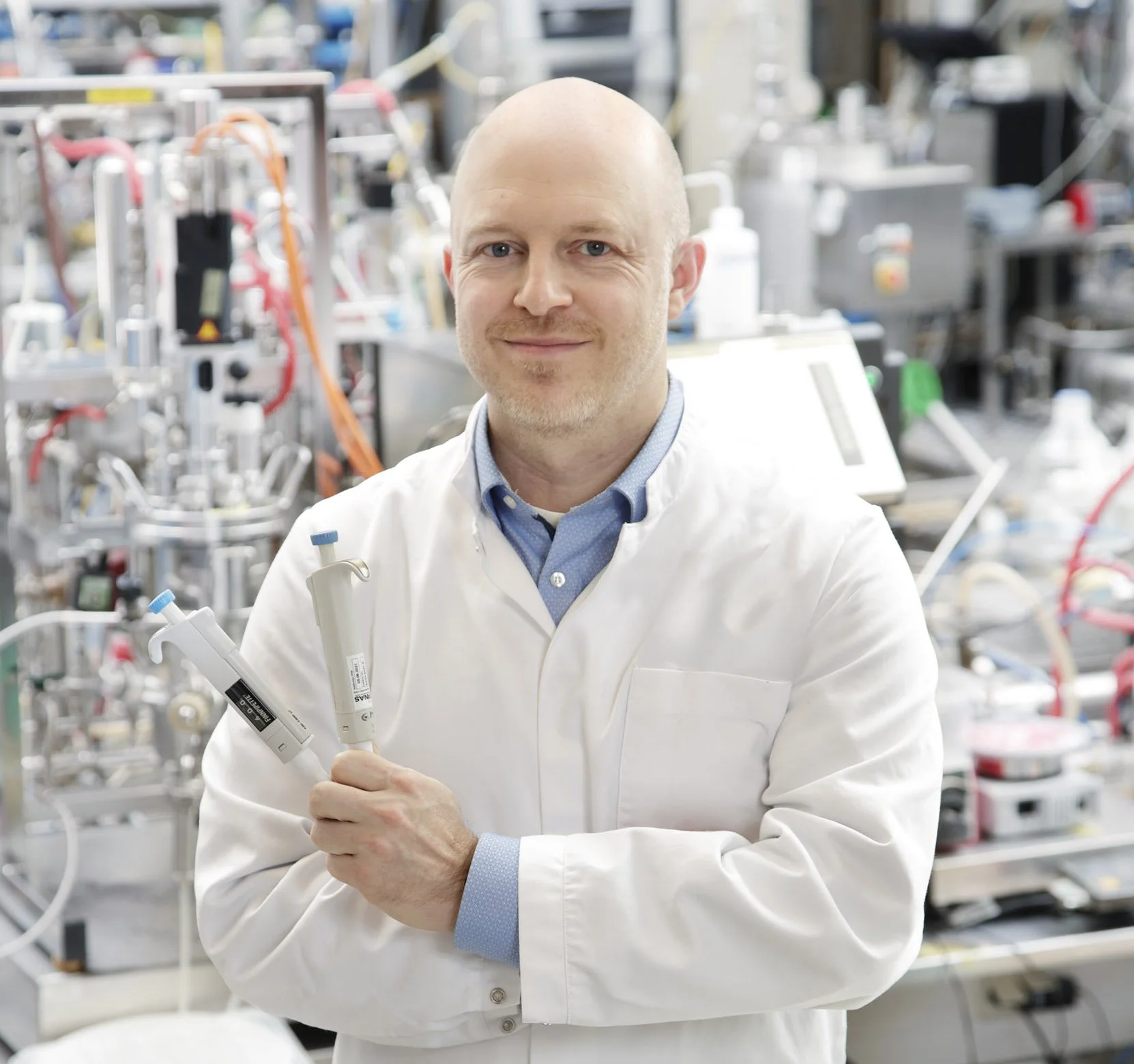 Onego Bio_Chris Landowski_3.jpg