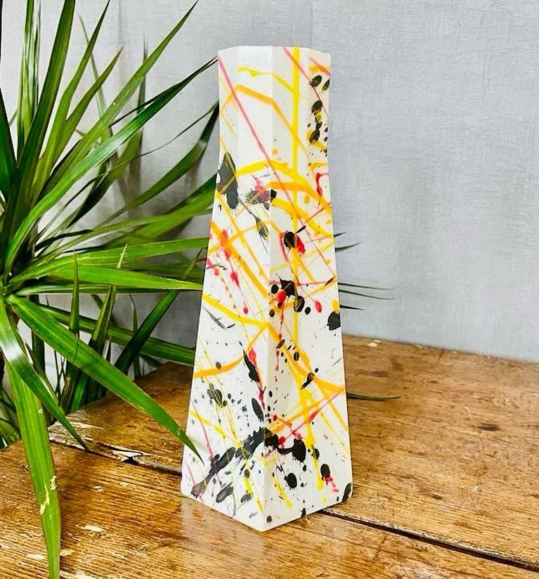 ✨Exciting new shapes &amp; colours, fresh out of the kiln ✨

We have got a gorgeous NEW shaped vase that we will be showcasing @popuppalmhouse  this Sunday 🎉🎉🎉🎉

The vase is a beautiful Art Deco inspired shape, hand painted with our signature spl