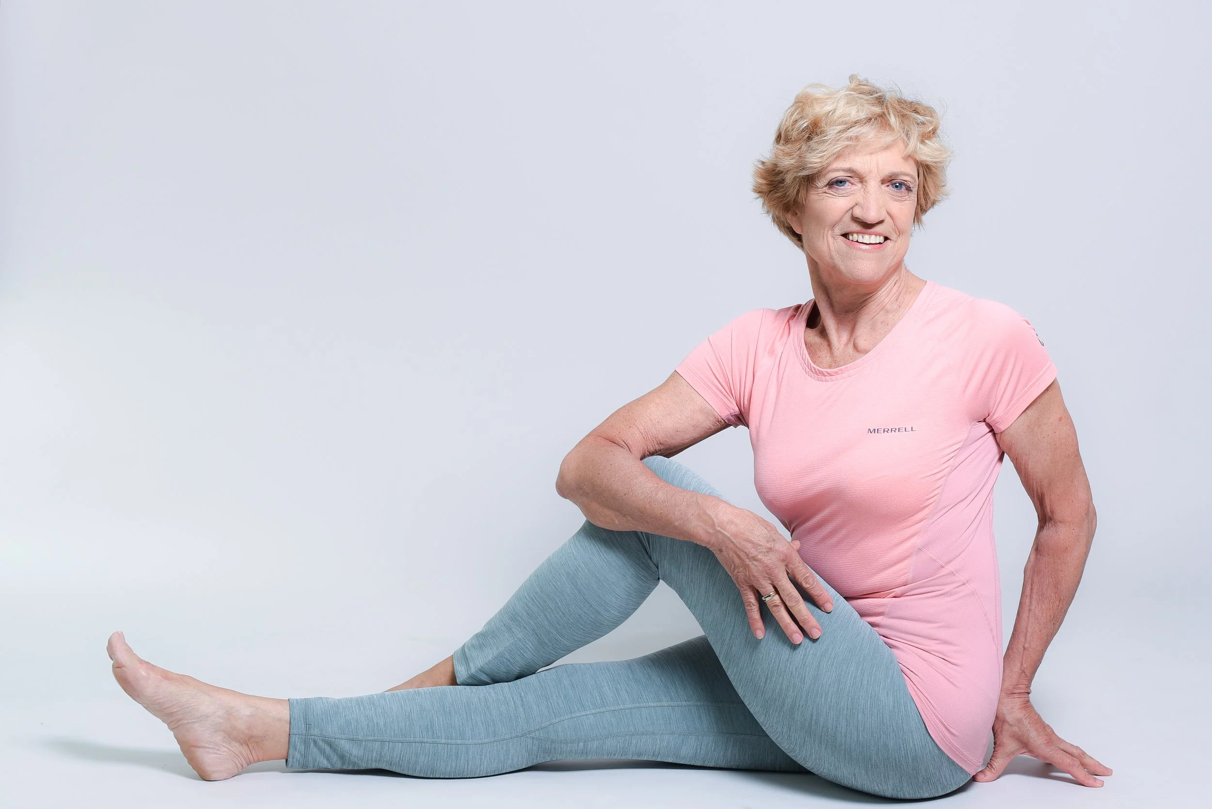 Cette retraite avec Bernadette de Gasquet est une invitation à porter un regard différent sur la pratique du yoga.

À travers les postures, la respiration et le mouvement, nous chercherons moins à atteindre une forme parfaite qu’à comprendre ce qui s
