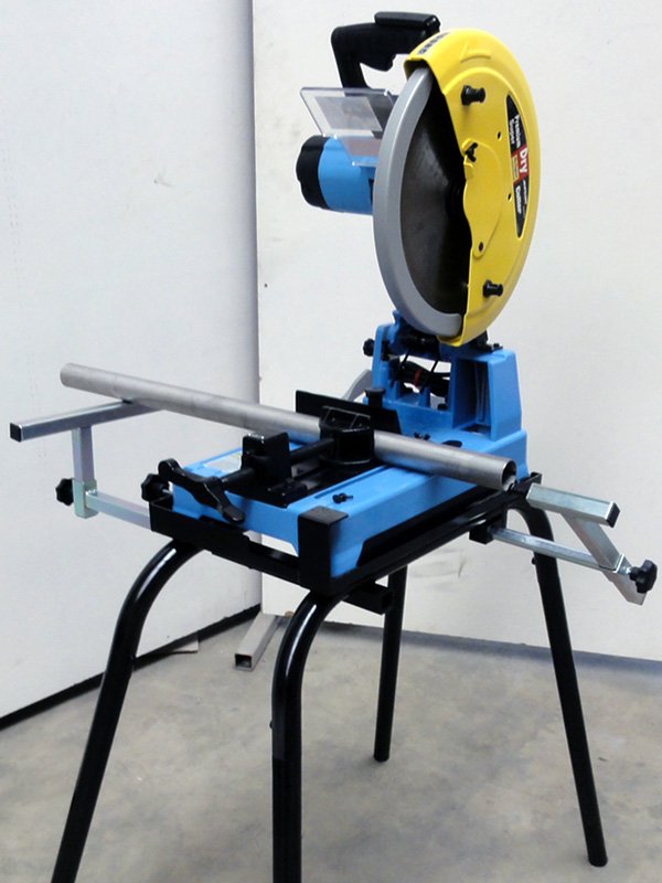 Premium-Super-Dry-Cutter-9435T3-auf-Montagestaender_01.jpg