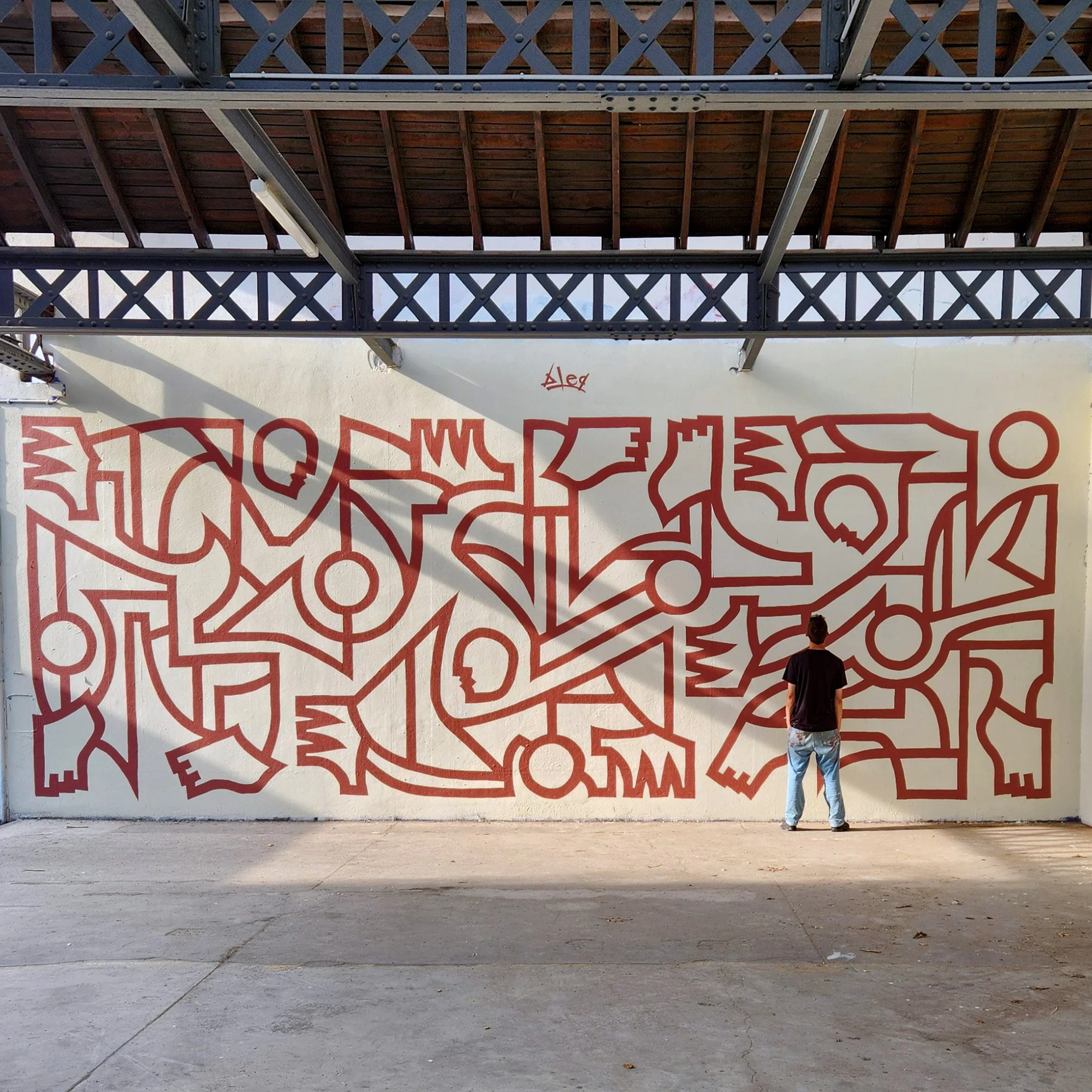 Fresque murale in situ réalisée par Bleg, artiste peintre et fresquiste, intégrée à l’architecture du lieu