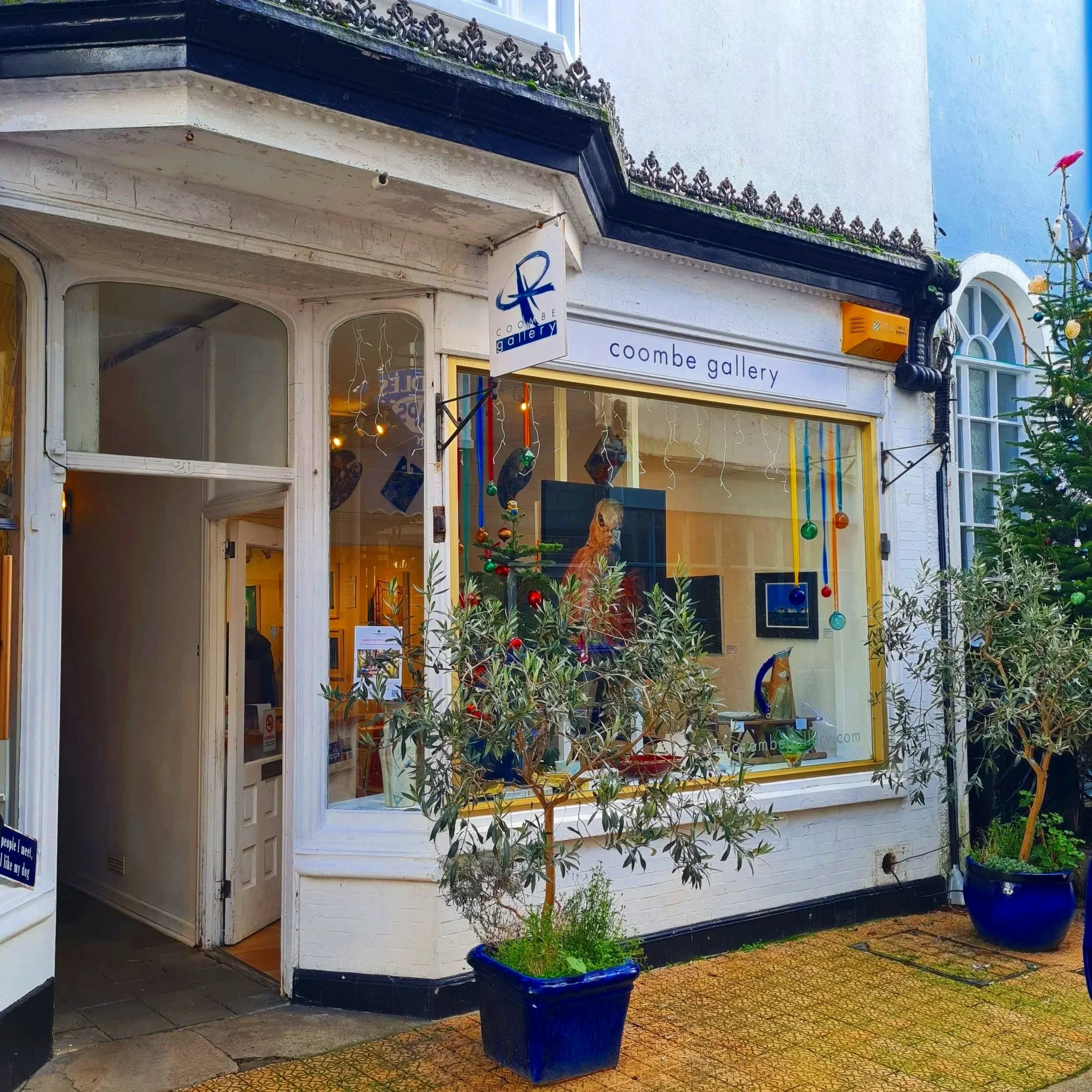 Coombe Gallery Dartmouth, Coombe gallery, Dartmouth, art in Dartmouth, Art exhibition Dartmouth, WEndy Rhodes Art, Wendy Rhodes Artist