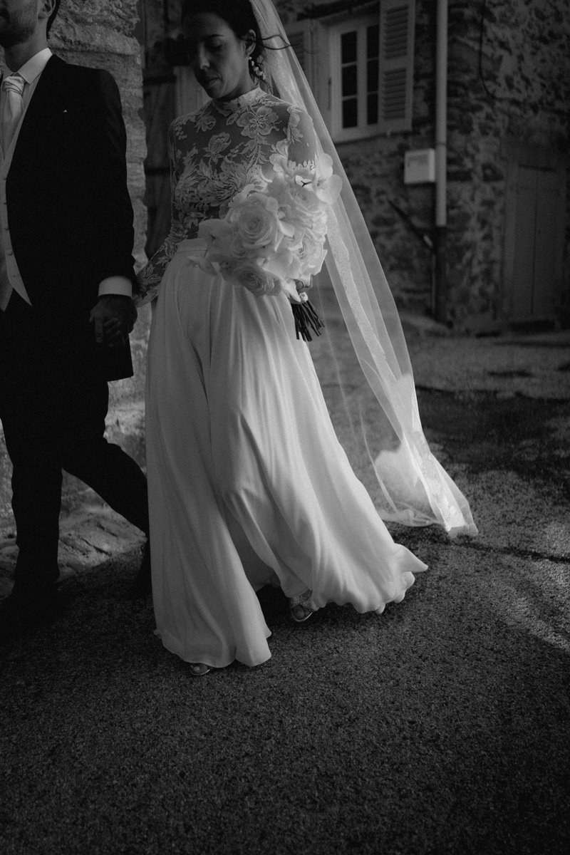 photographe-mariage-provence-noir-blanc-village.jpg
