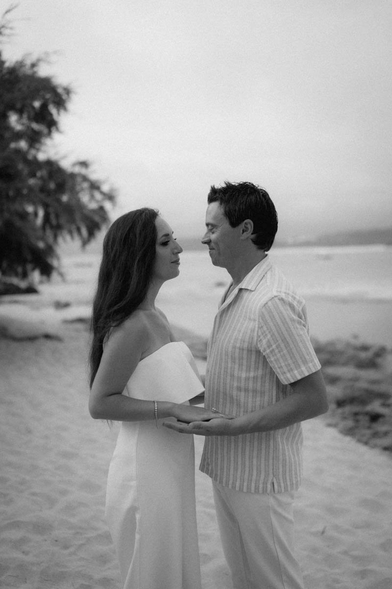 photographe-couple-noir-blanc-corse.jpg