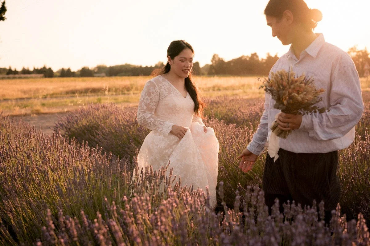 mariage-petit-comite-provence-lavande-coucher-soleil.jpg