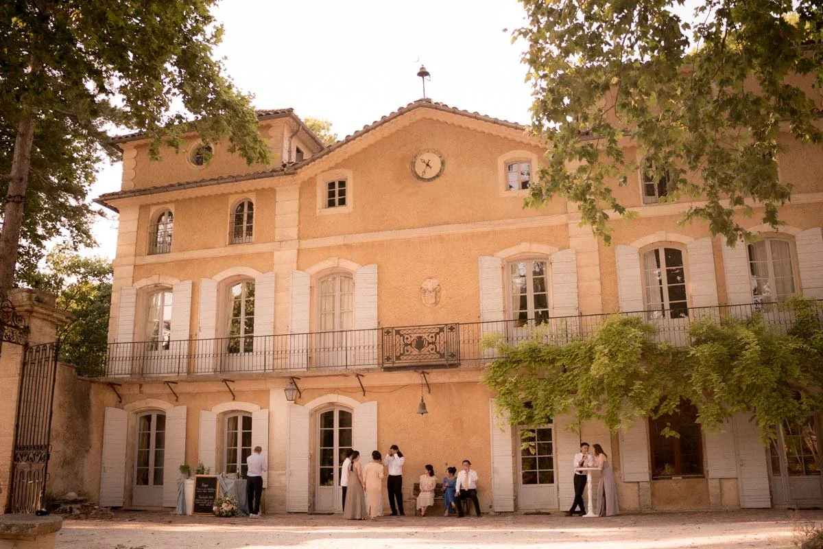 mariage-petit-comite-provence-facade-chateau.jpg