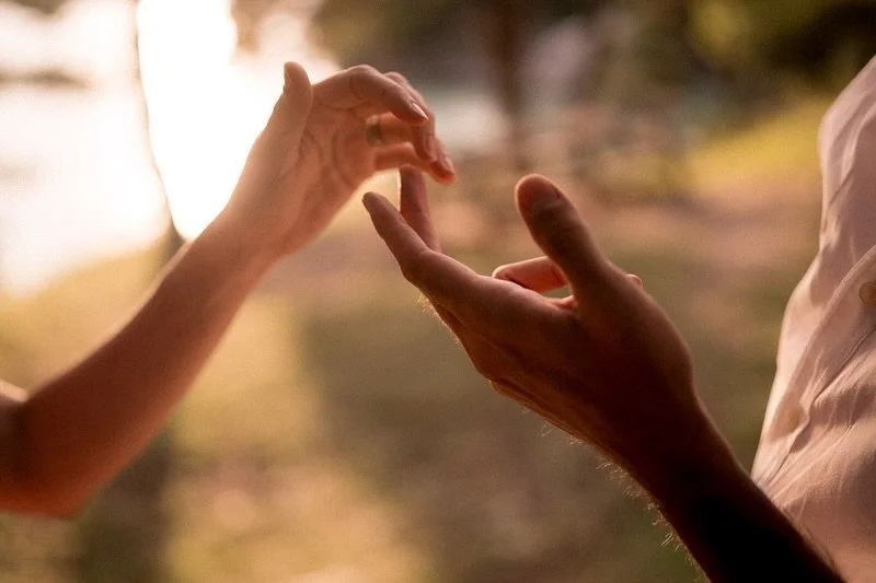 Je suis partie en loooongues vacances. Je reviens toute ressourc&eacute;e et pleine d&rsquo;inspiration. 
Je serai dispo pour vos s&eacute;ances dans le sud et autour du lac de serre poncon &agrave; partir de d&eacute;but Janvier.
En attendant on se 