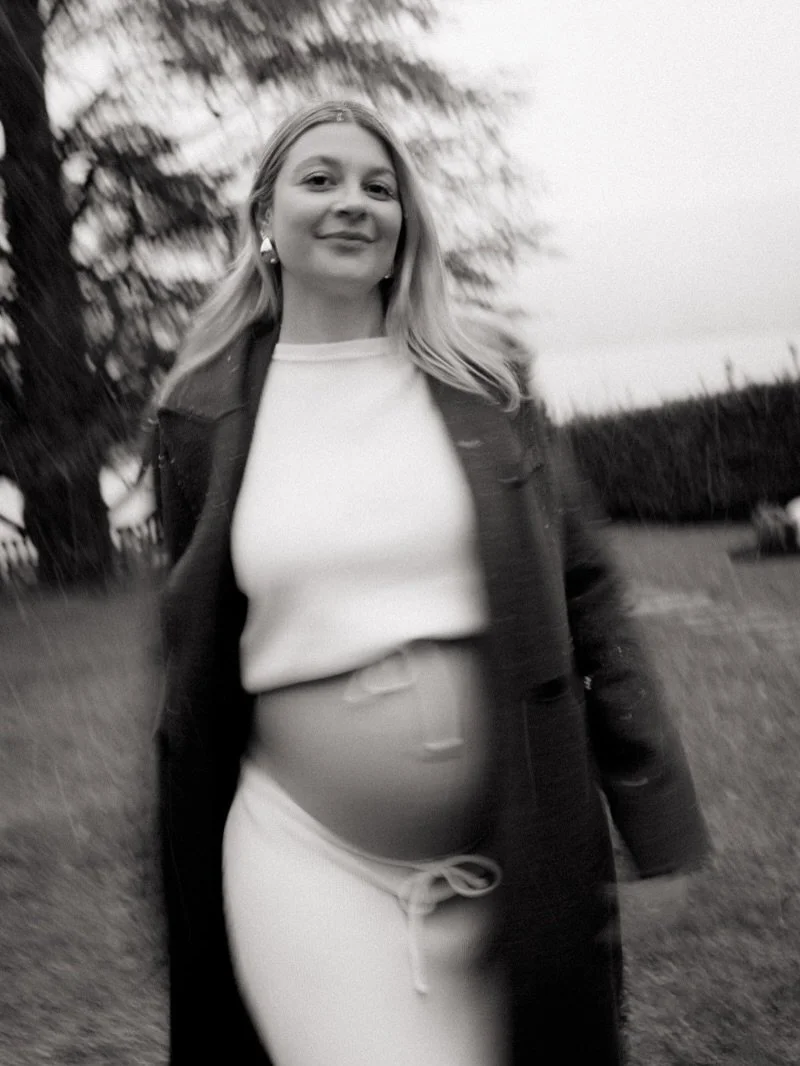 &laquo;&nbsp;Nina, neige!! Chaussures!!&nbsp;&raquo; apparemment je fais m&ecirc;me plus de phrase quand &ccedil;a urge d&rsquo;aller faire des photos et qu&rsquo;on risque de rater la neige !
J&rsquo;ai un petit jeu pour vous: trouver les canards qu