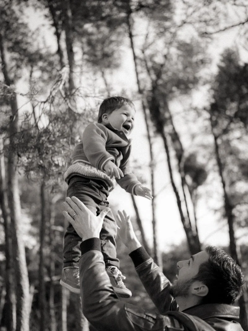 Que ce soit clair: pendant la s&eacute;ance, c&rsquo;est presque toujours les enfants qui dirigent (ou alors c&rsquo;est moi qui les laisse diriger&hellip;?). Je vais donner des id&eacute;es, essayer d&rsquo;aller &agrave; un endroit pr&eacute;cis ma