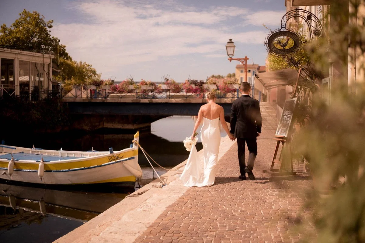 photographe-mariage-gard-elegant-couple-bateaux.jpg