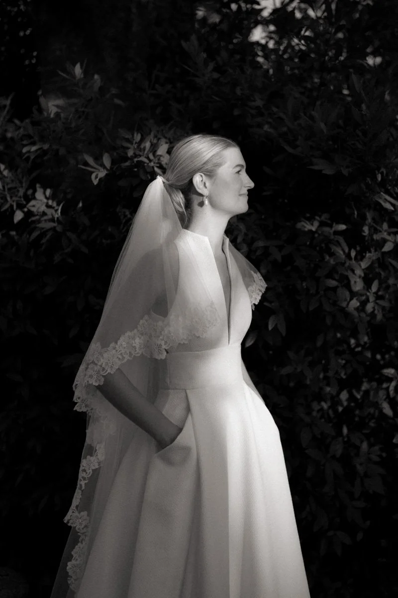 photographe-var-mariage-portrait-femme-noir-blanc.jpg