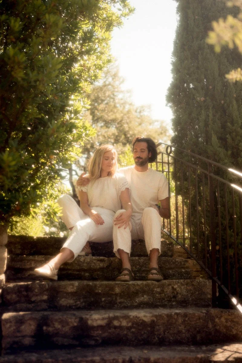 photographe-gordes-couple-villa.jpg