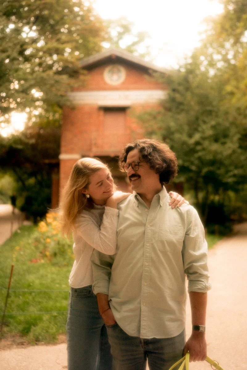 seance-engagement-paris-buttes-chaumont-mariage-parc.jpg