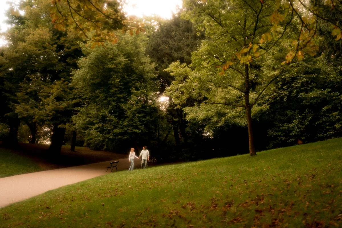 seance-engagement-paris-buttes-chaumont-parc-vertdure.jpg