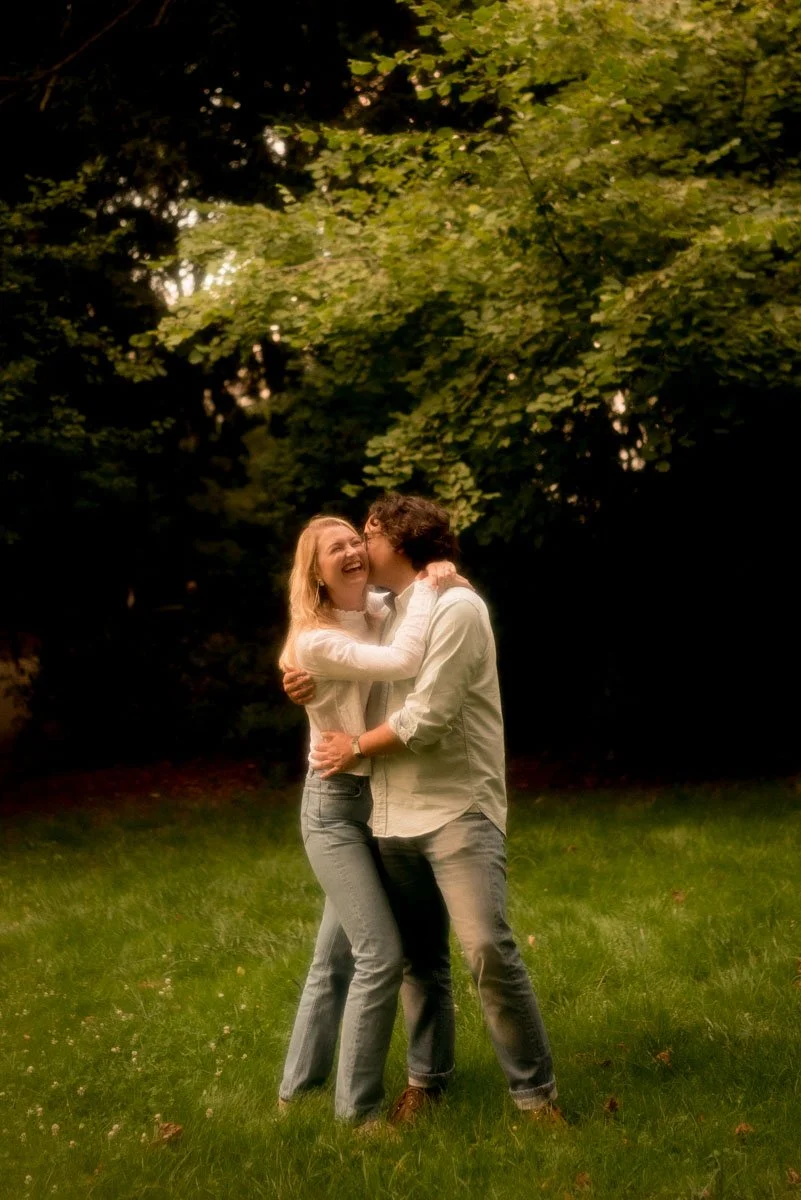 seance-engagement-paris-buttes-chaumont-engagement-session.jpg