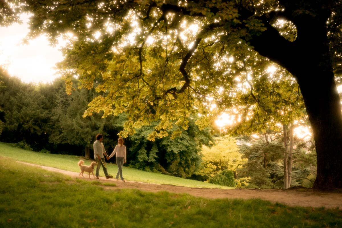 seance-engagement-paris-buttes-chaumont-lifestyle.jpg